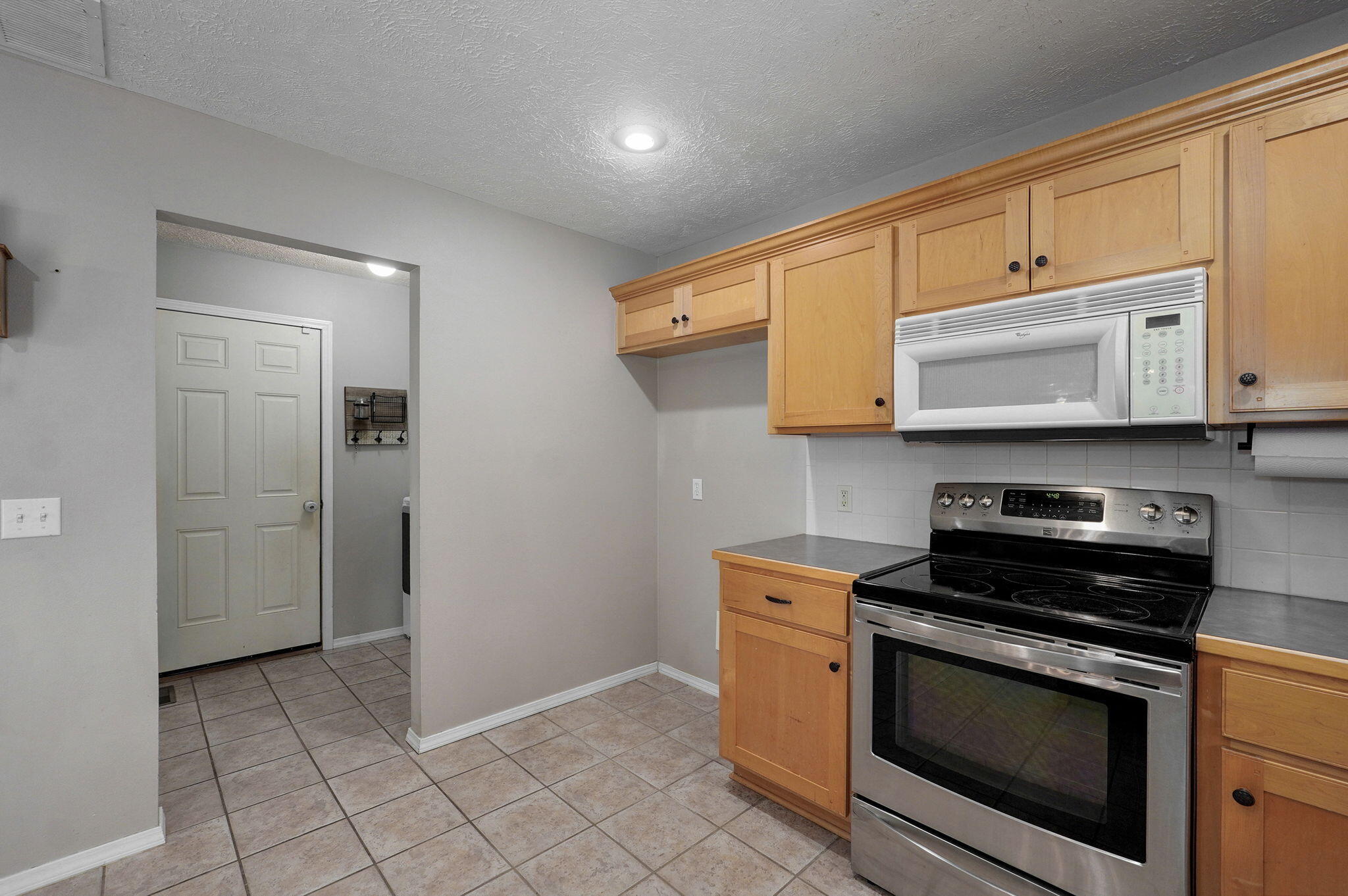 3196 West Grandview Street Property Photo 14