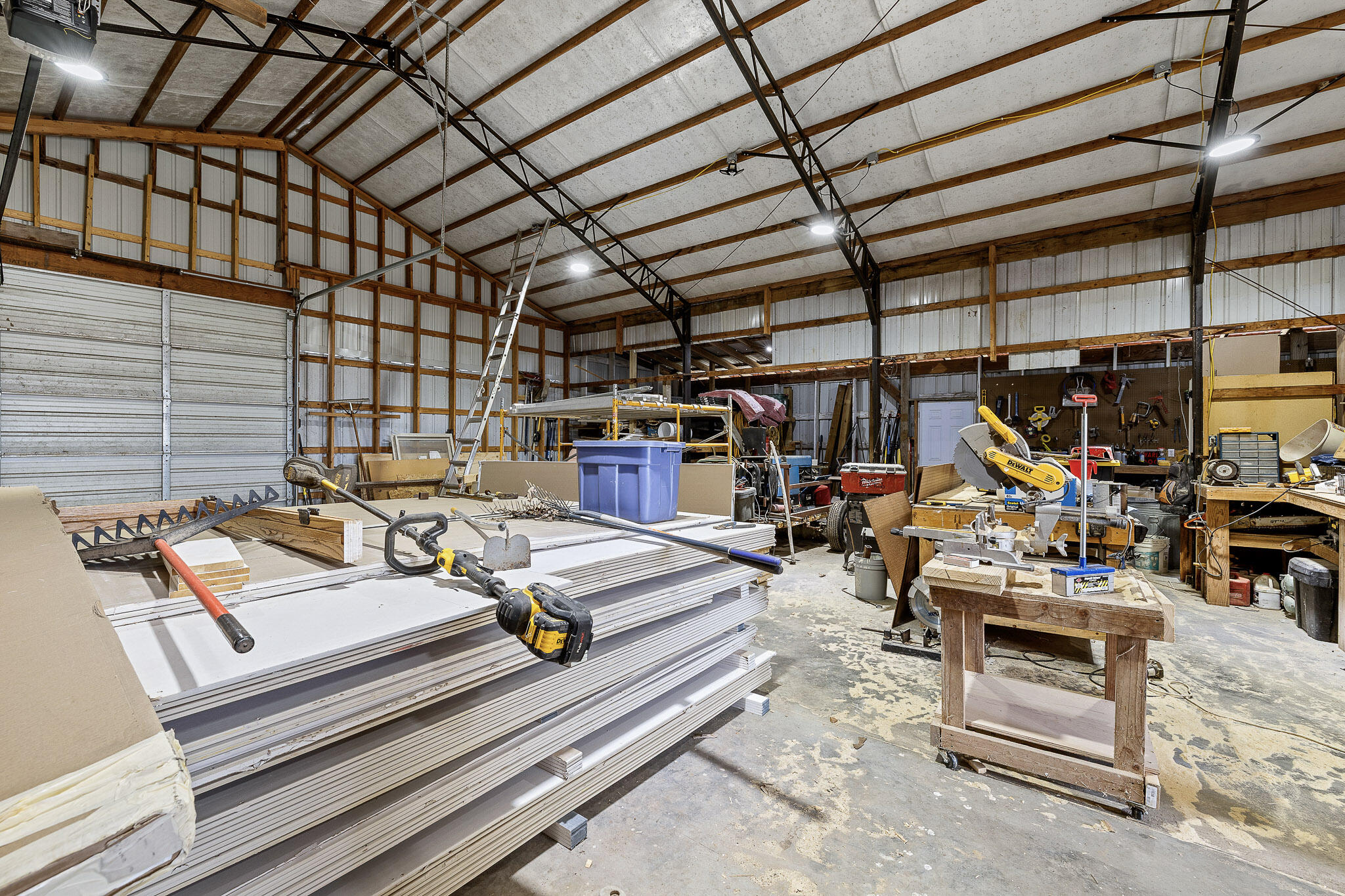 660 & 662 Pendergraft Road Property Photo 8