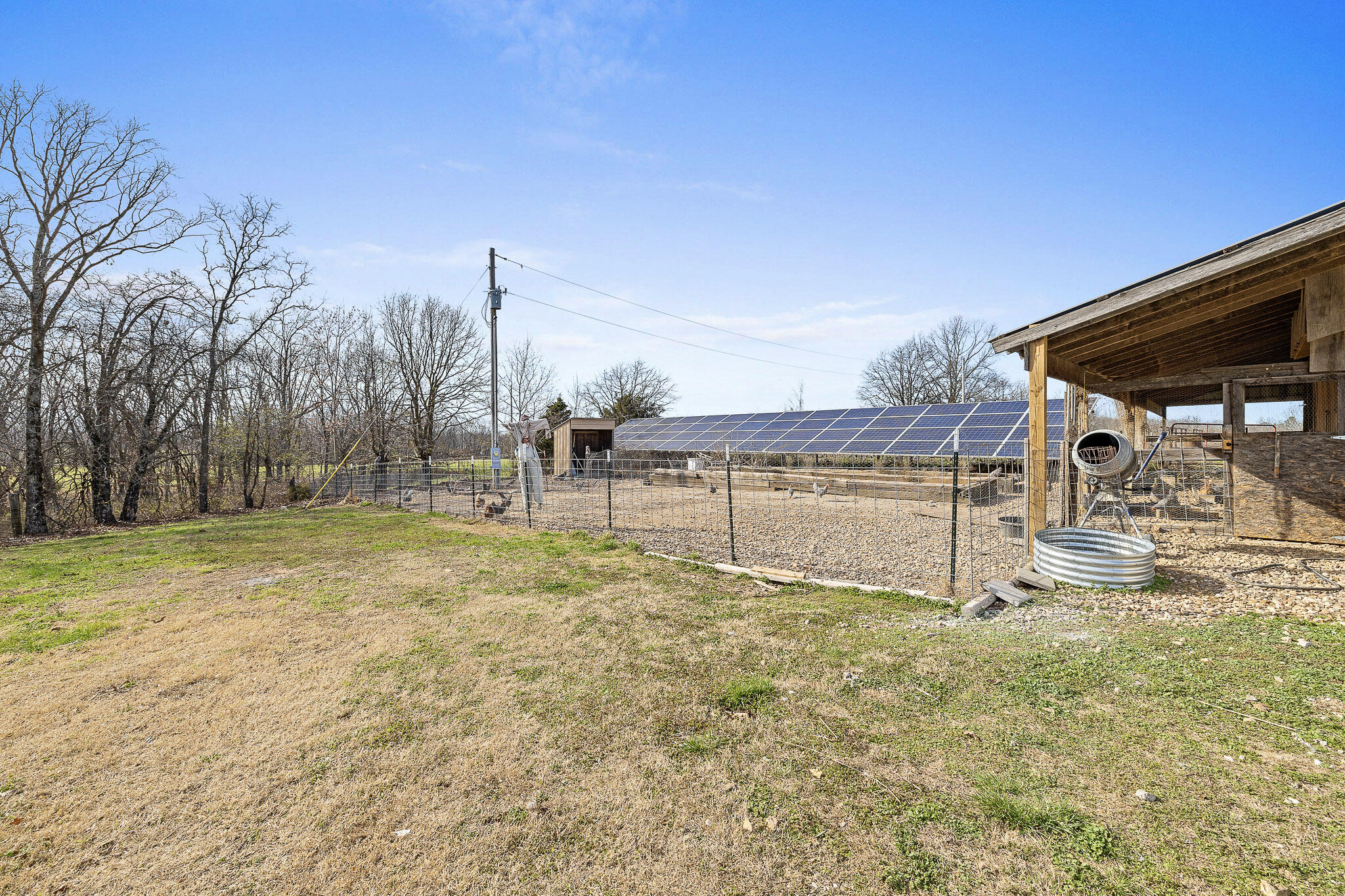 660 & 662 Pendergraft Road Property Photo 9