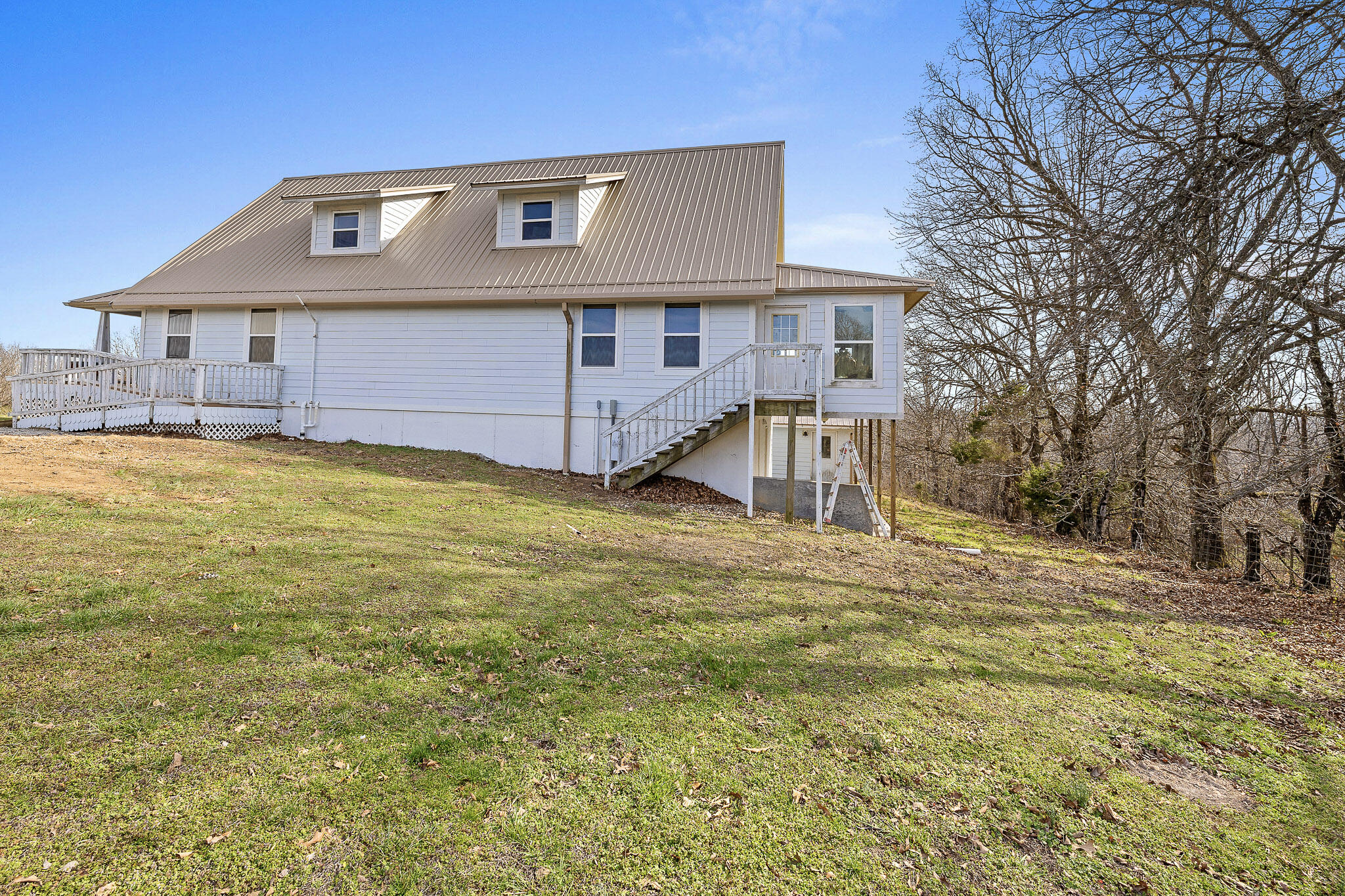 660 & 662 Pendergraft Road Property Photo 17