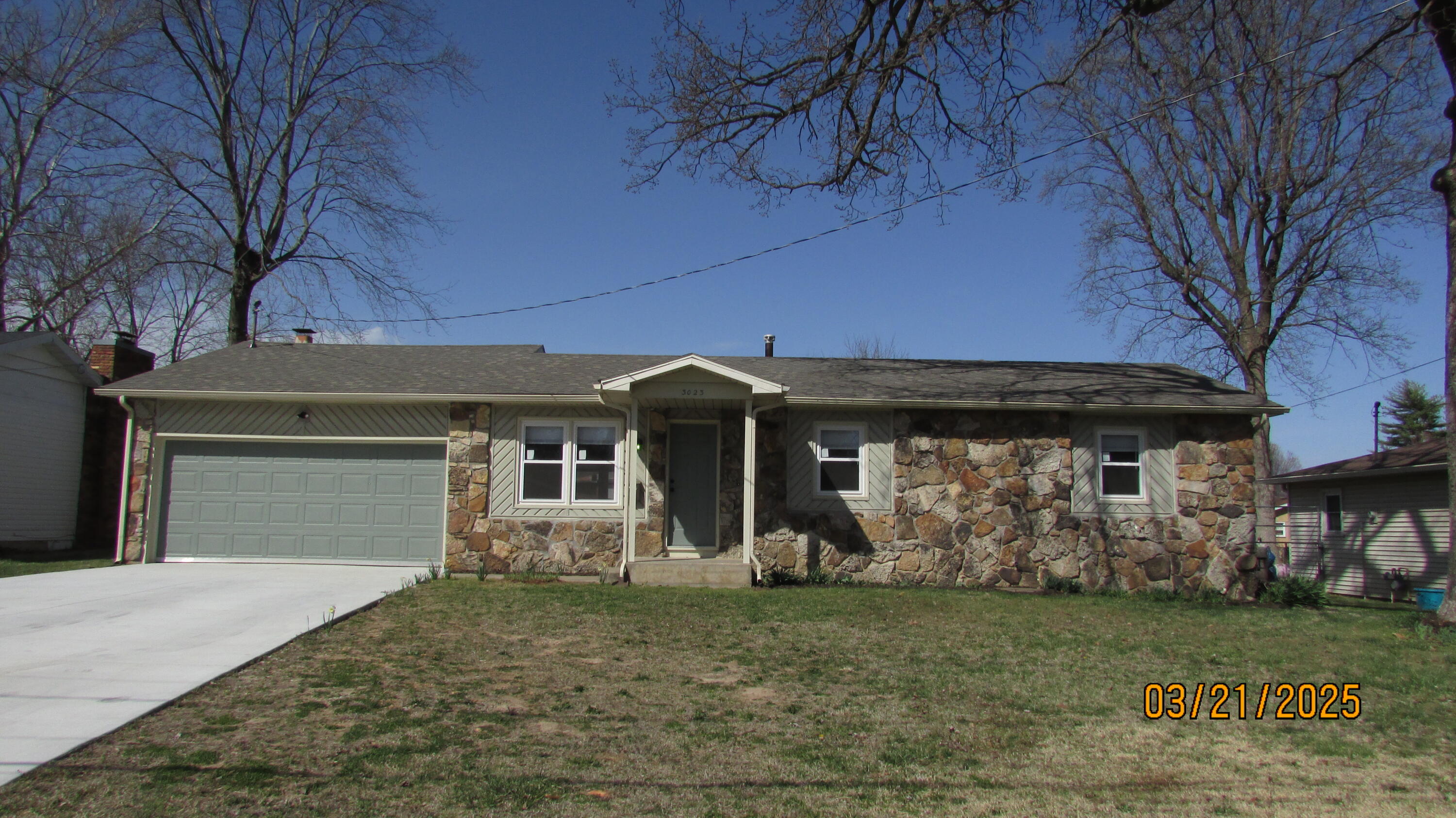 3023 East Verona Street Property Photo