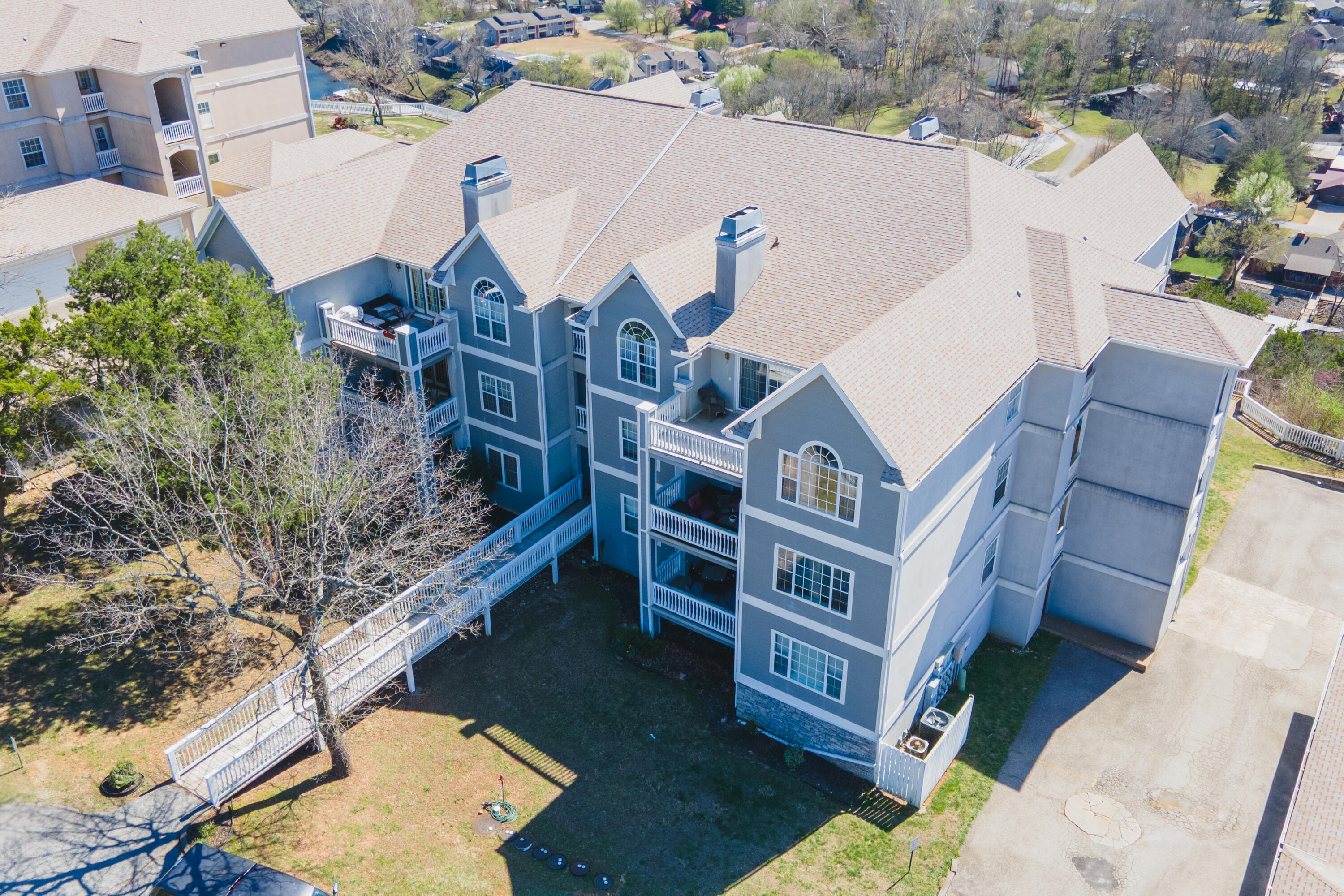 310 Woodland Dr S #lc Property Photo 20