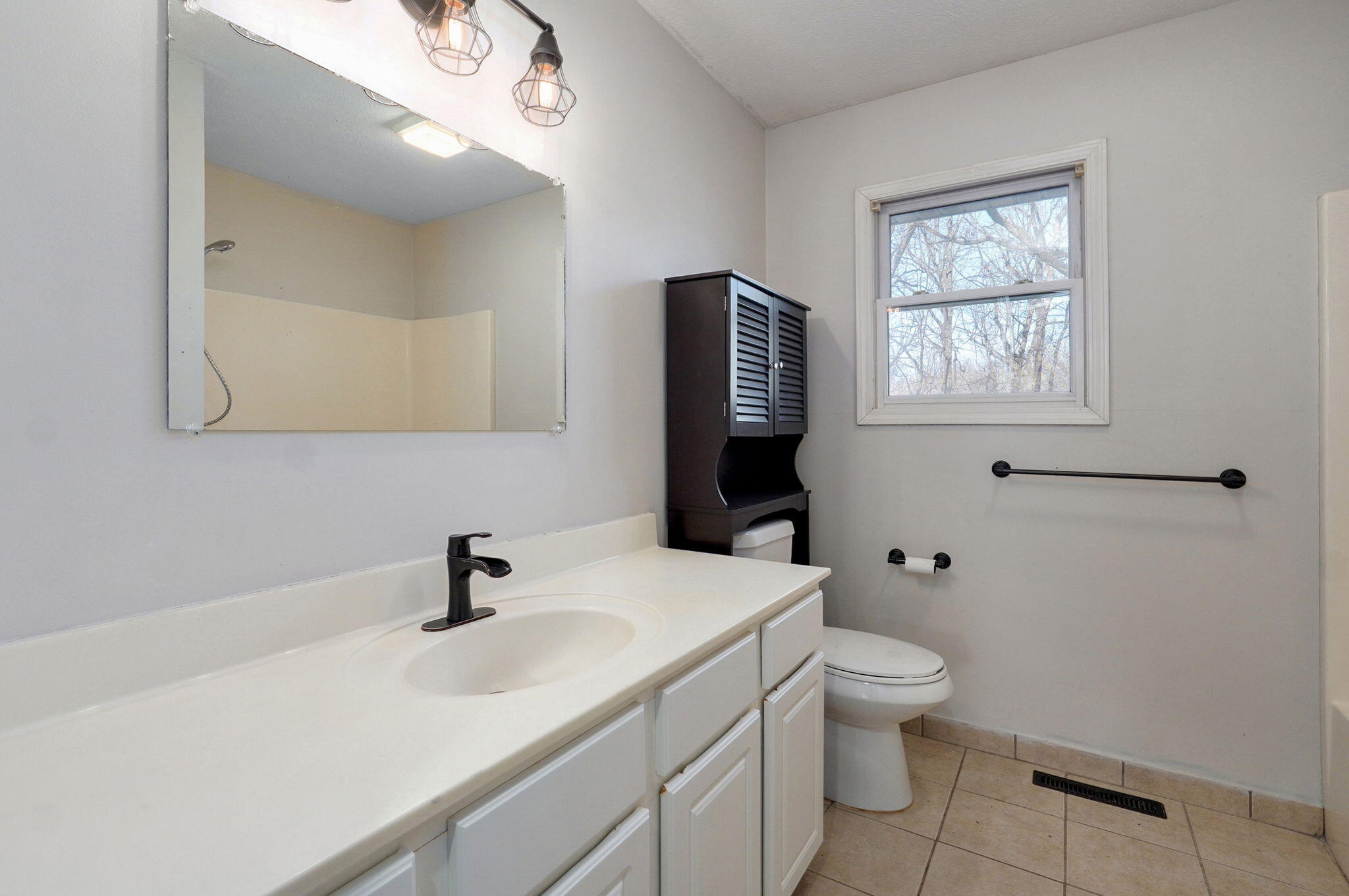 192 Ridge Crest Lane Property Photo 14