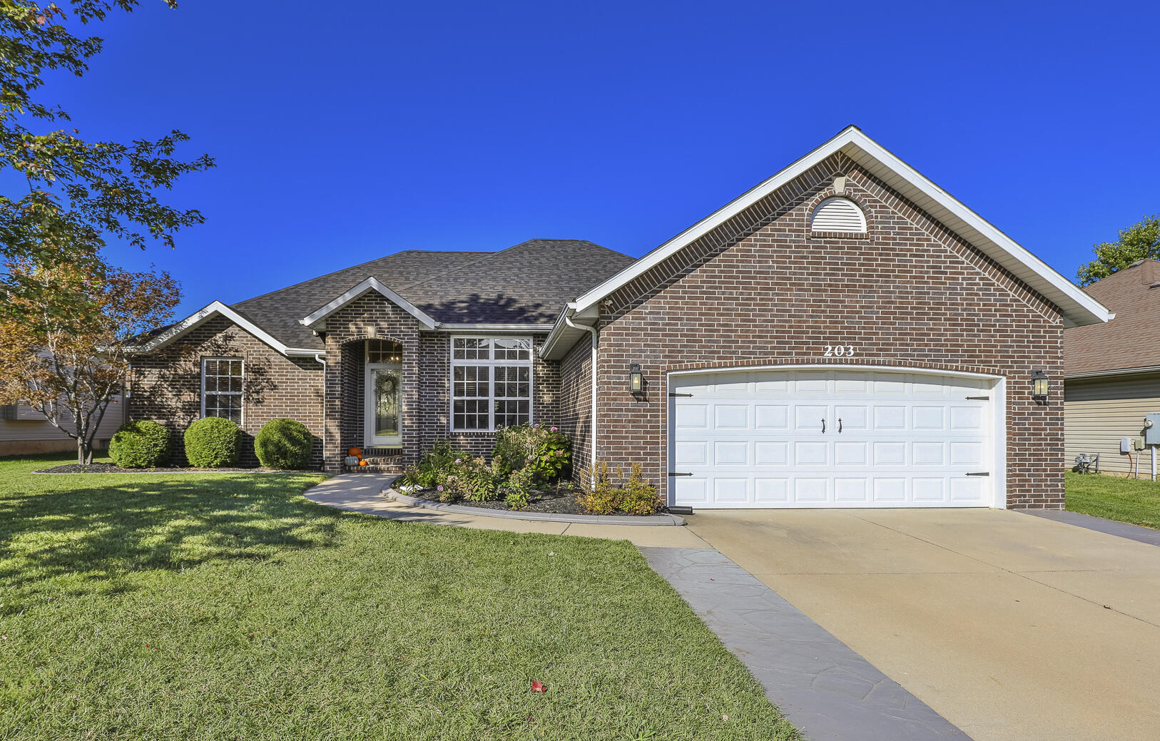 203 North Bonda Way Property Photo