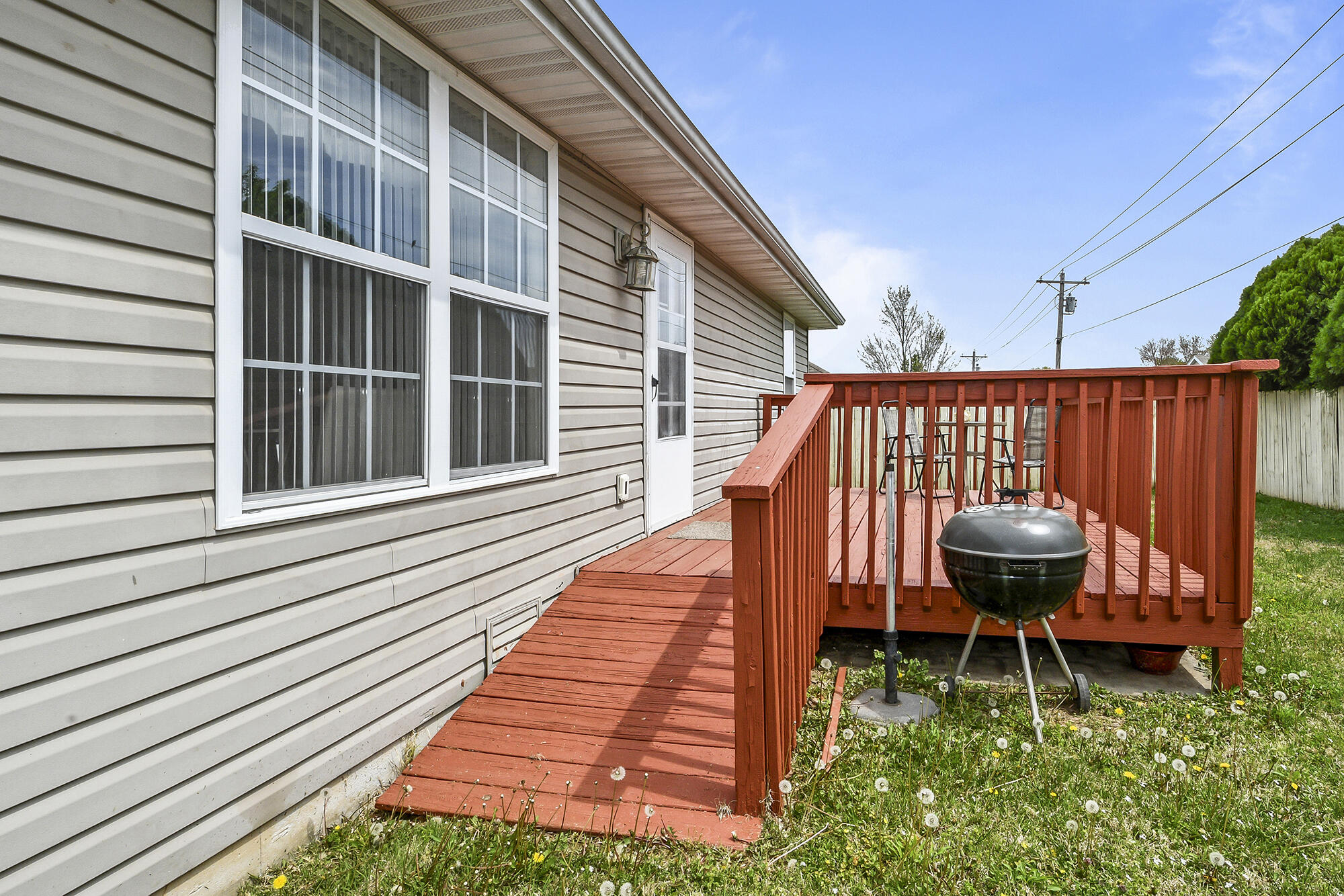 888 West Crestwood Street Property Photo 34