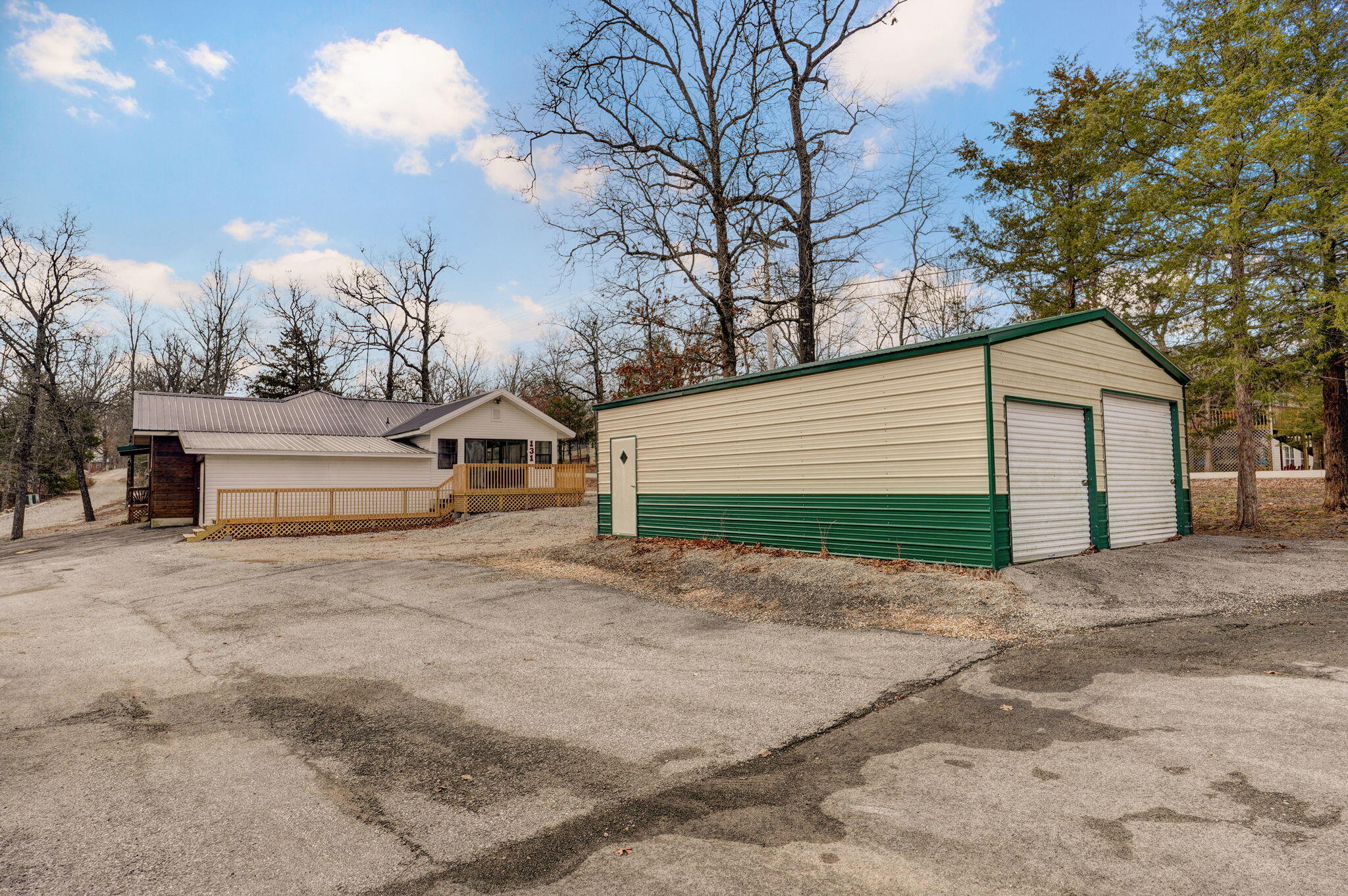 131 Forest Lane Property Photo 33