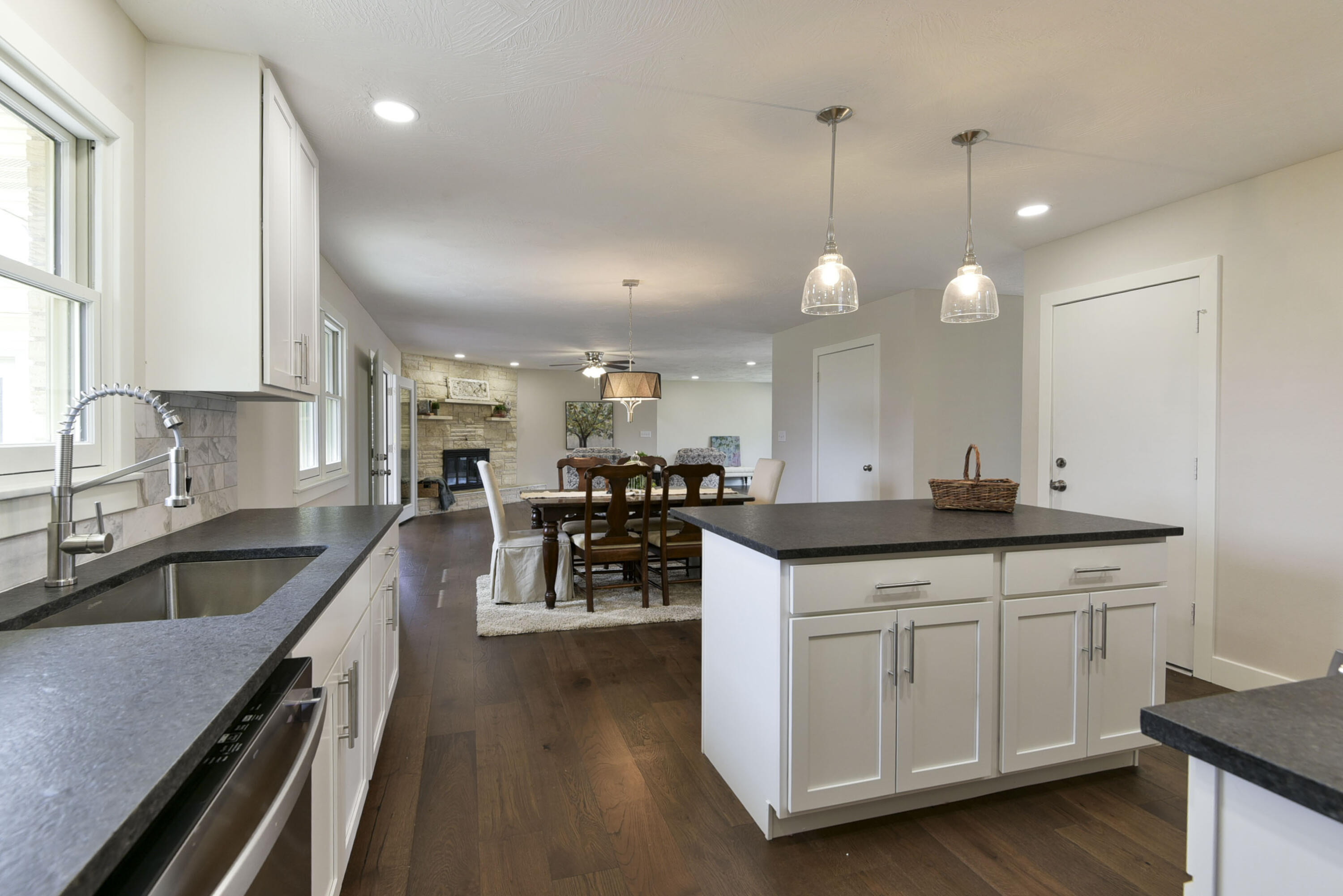 2806 East Rocklyn Road Property Photo 11