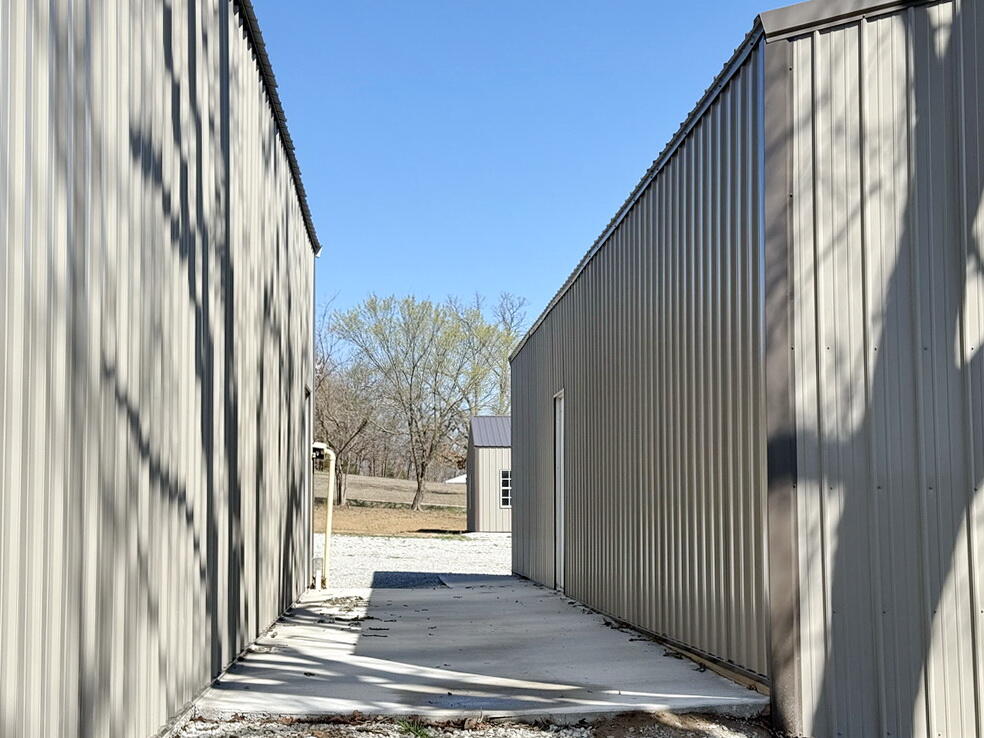 12890 East W Highway Property Photo 19