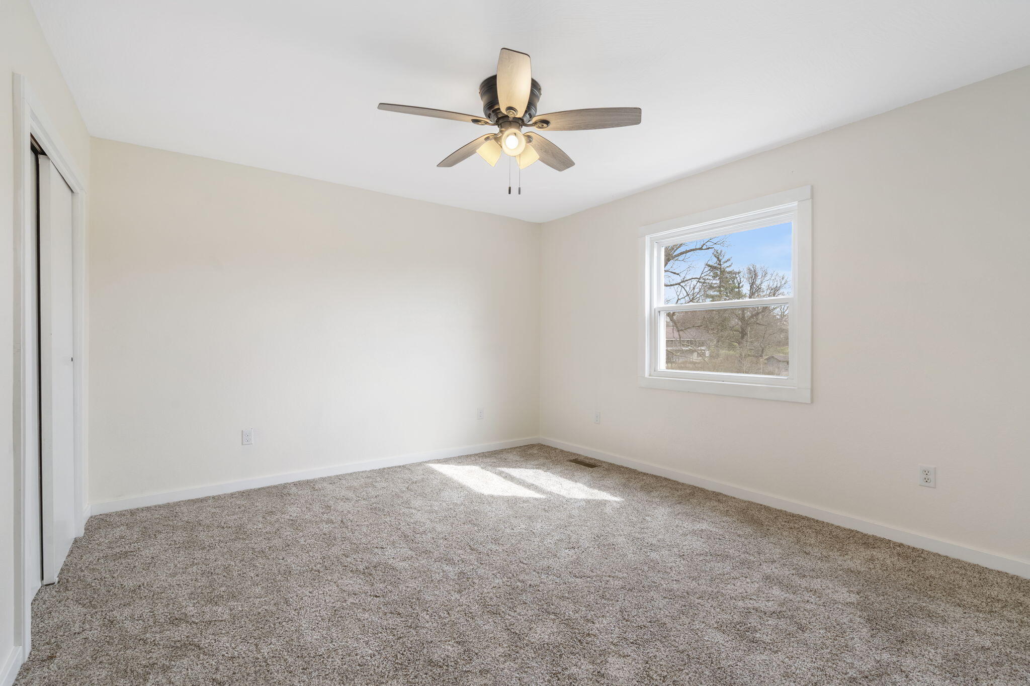 608 Main Street Property Photo 15