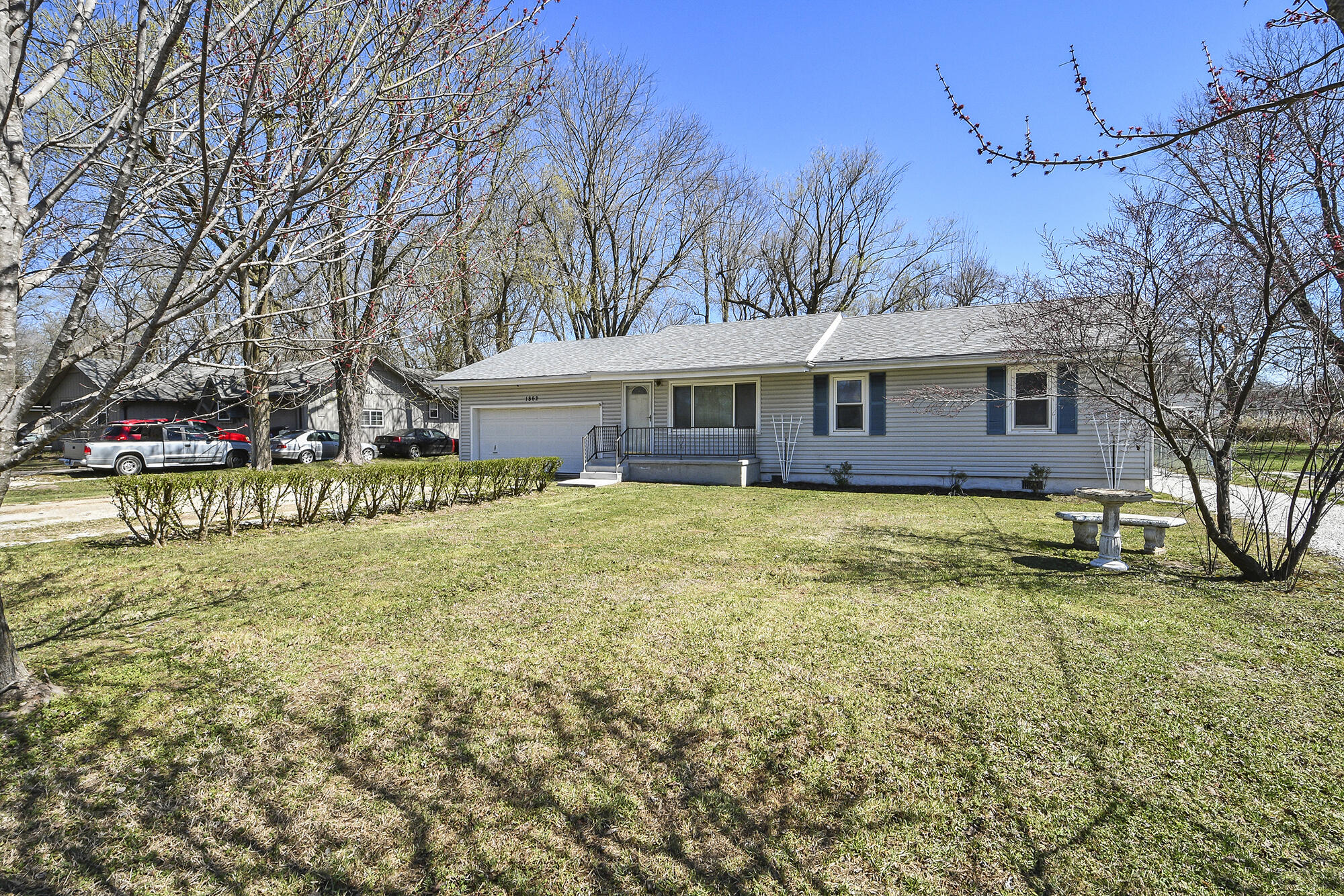 1862 North Marlan Avenue Property Photo 40