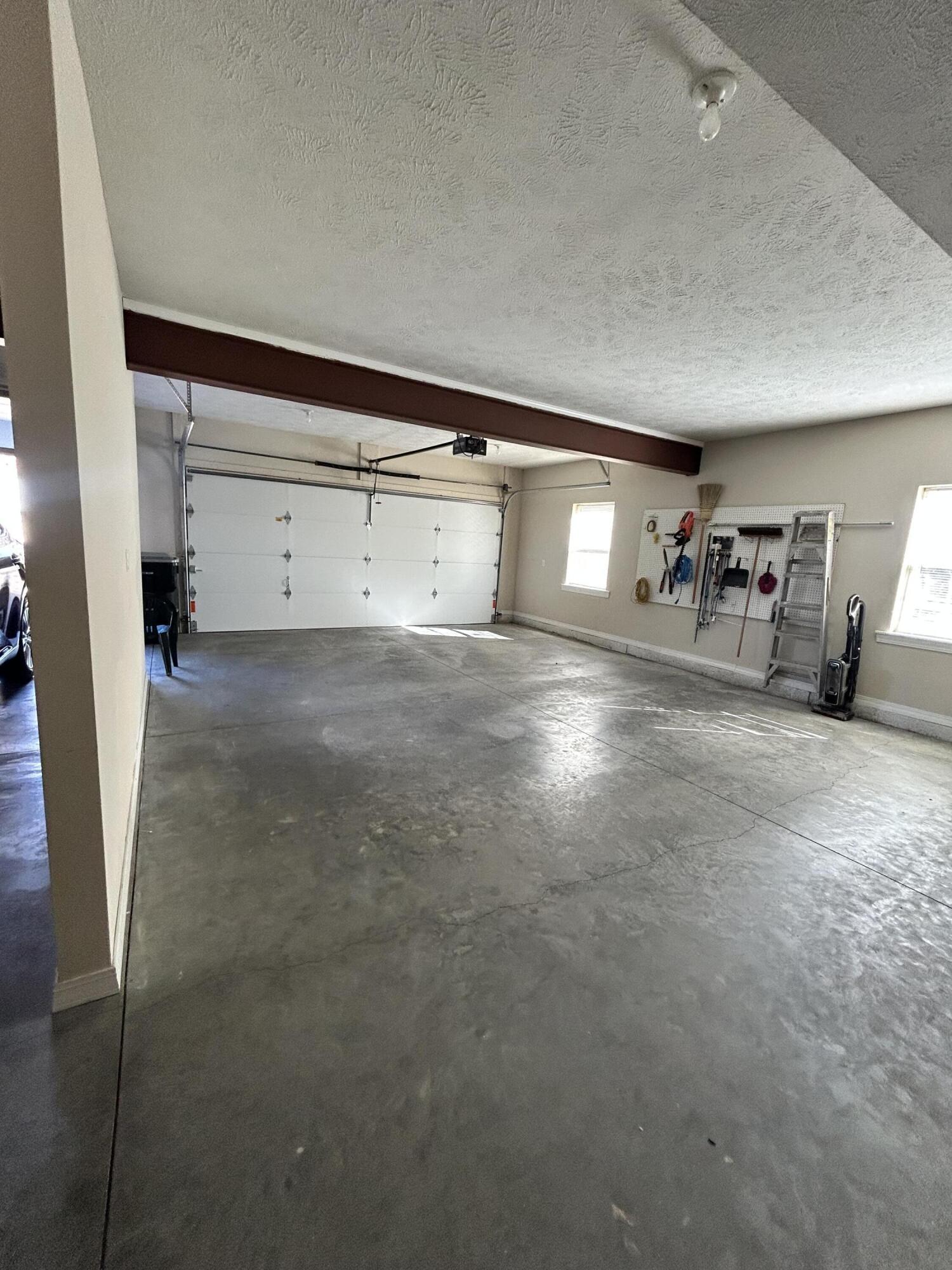 1518 Stagecoach Court Property Photo 35