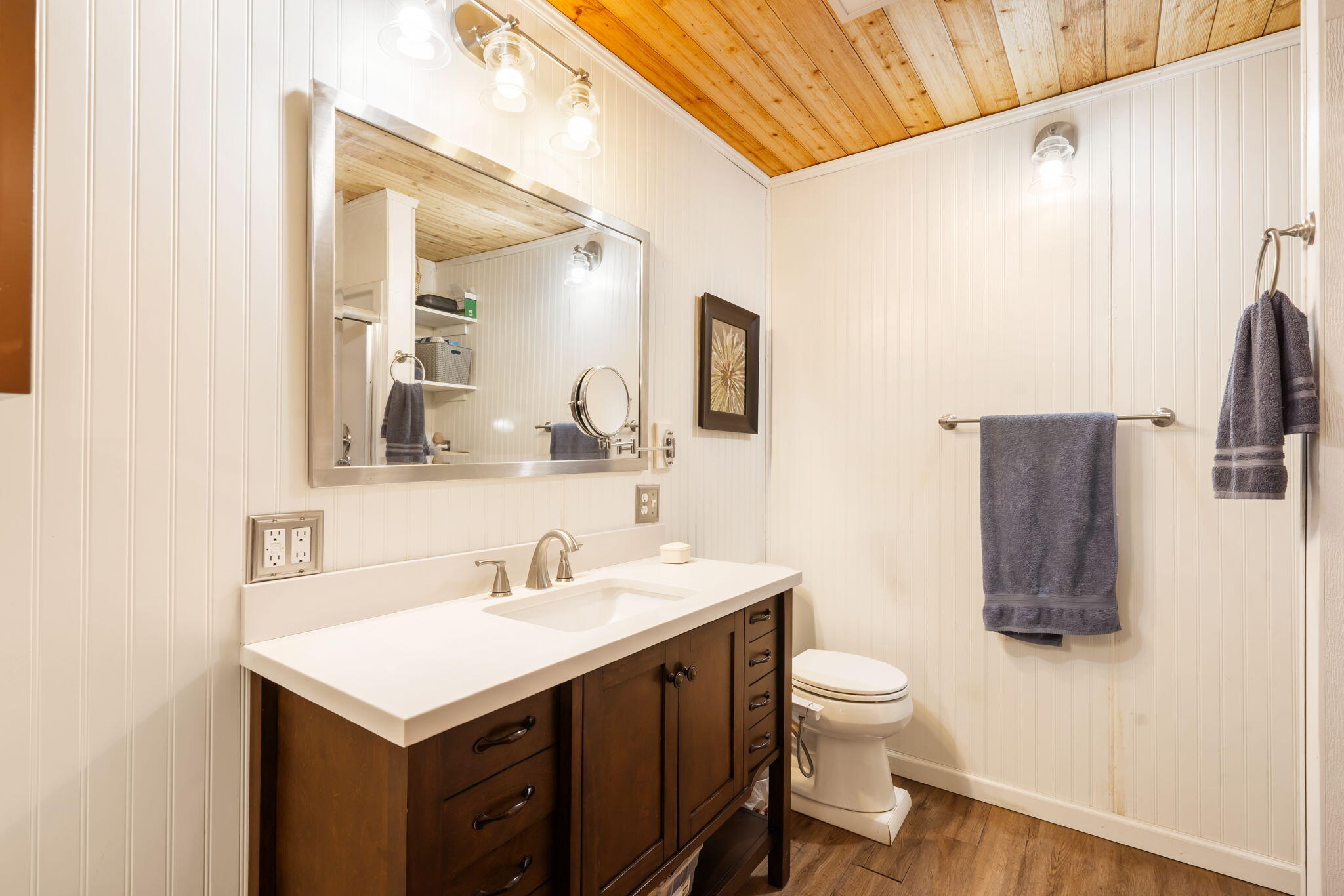 215 South Carr Street Property Photo 13