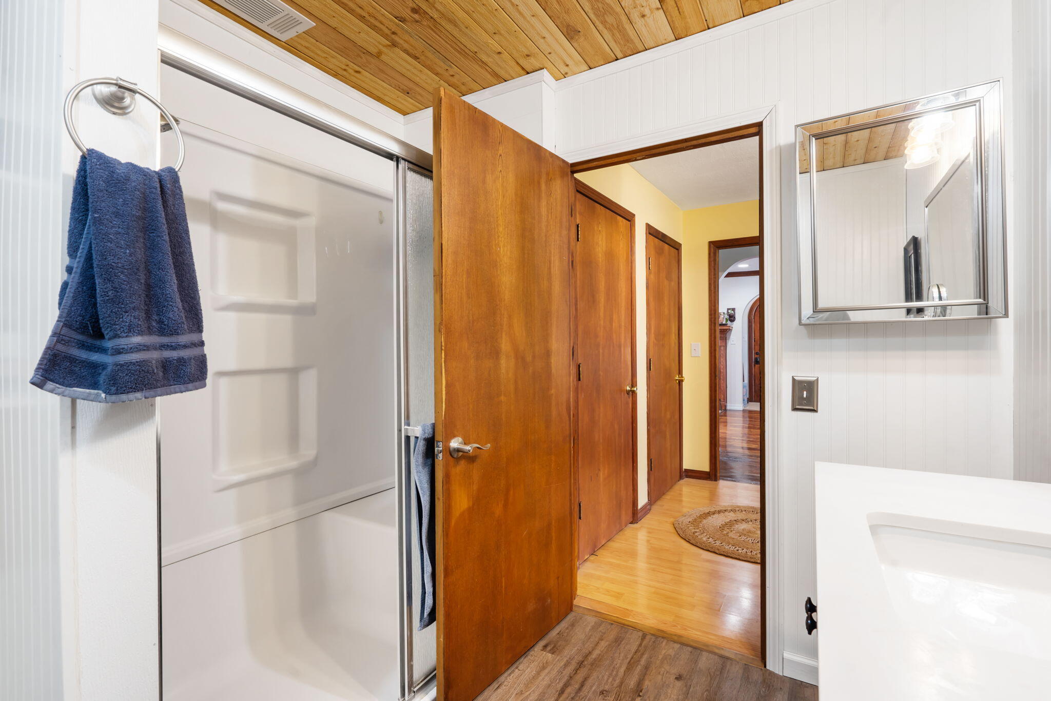 215 South Carr Street Property Photo 14