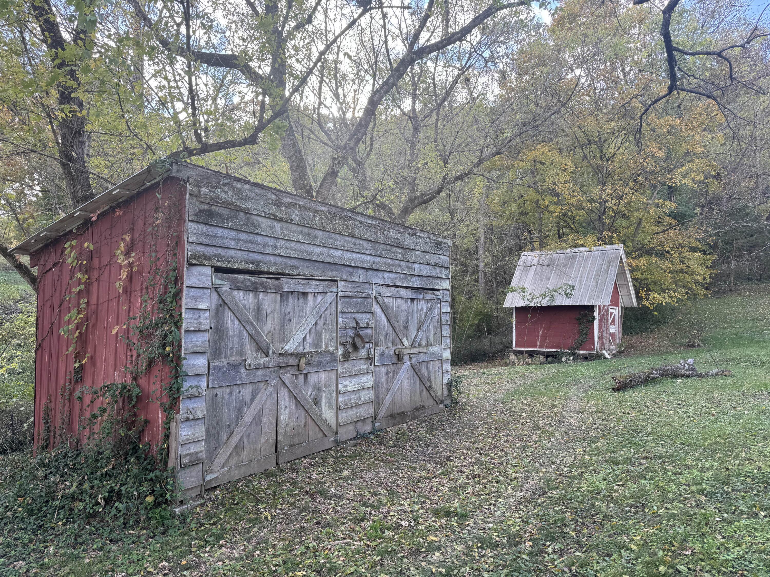 215 South Carr Street Property Photo 24