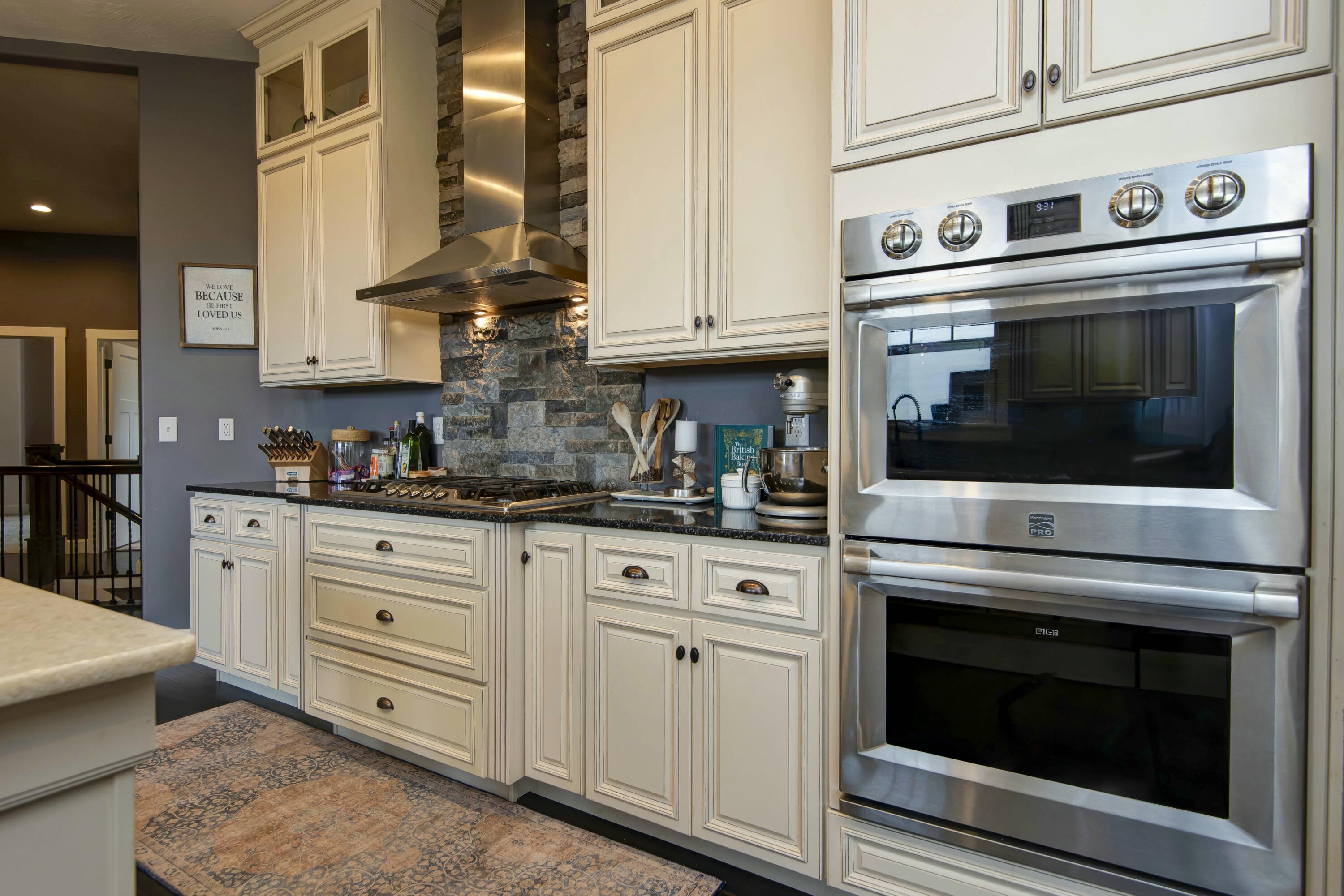 6565 South Farm Road 101 Property Photo 15