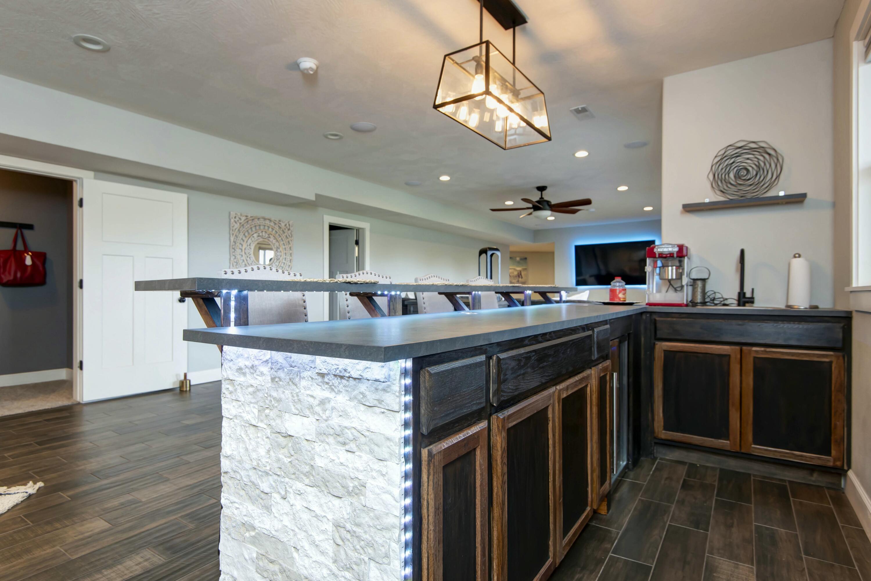 6565 South Farm Road 101 Property Photo 41