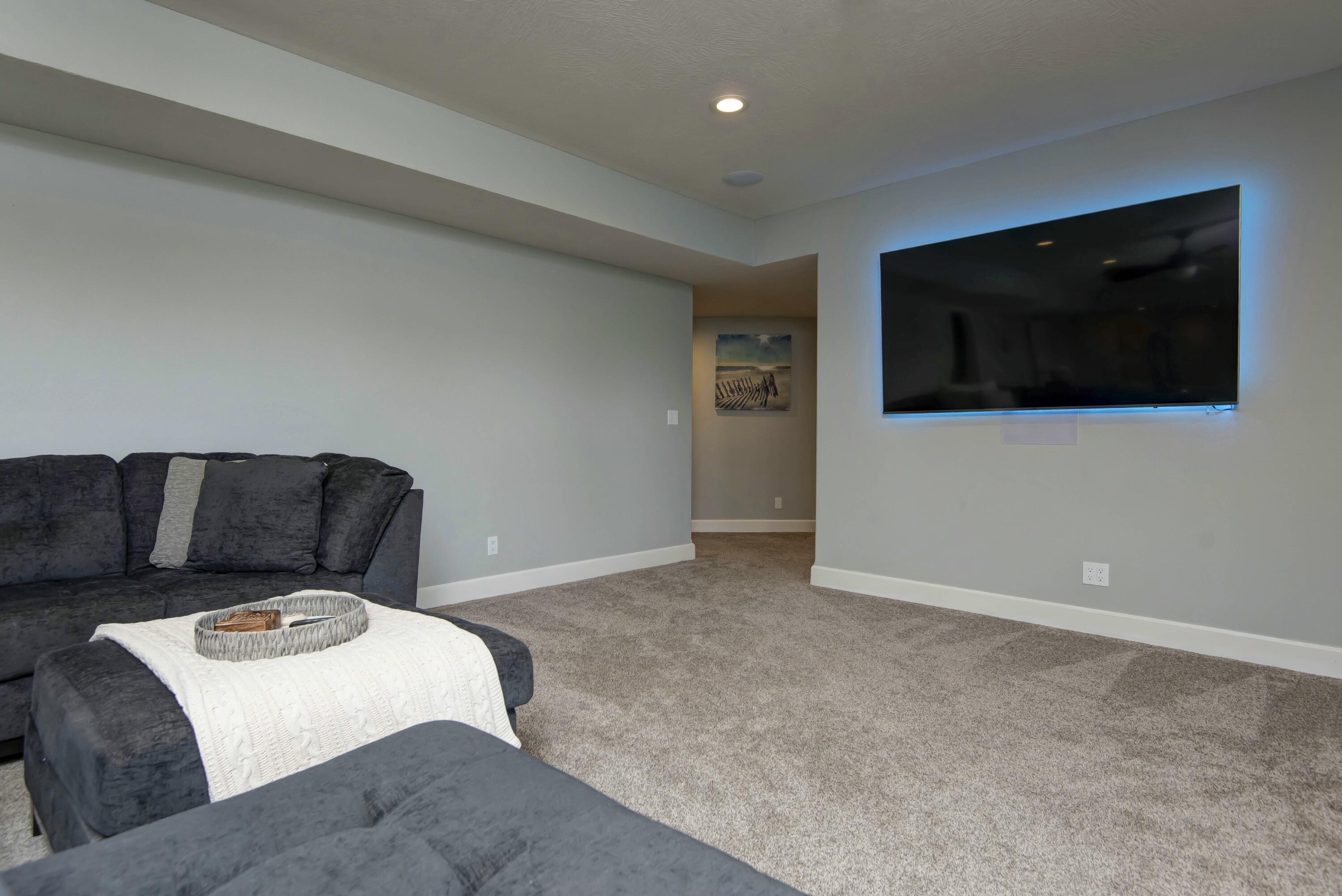 6565 South Farm Road 101 Property Photo 43