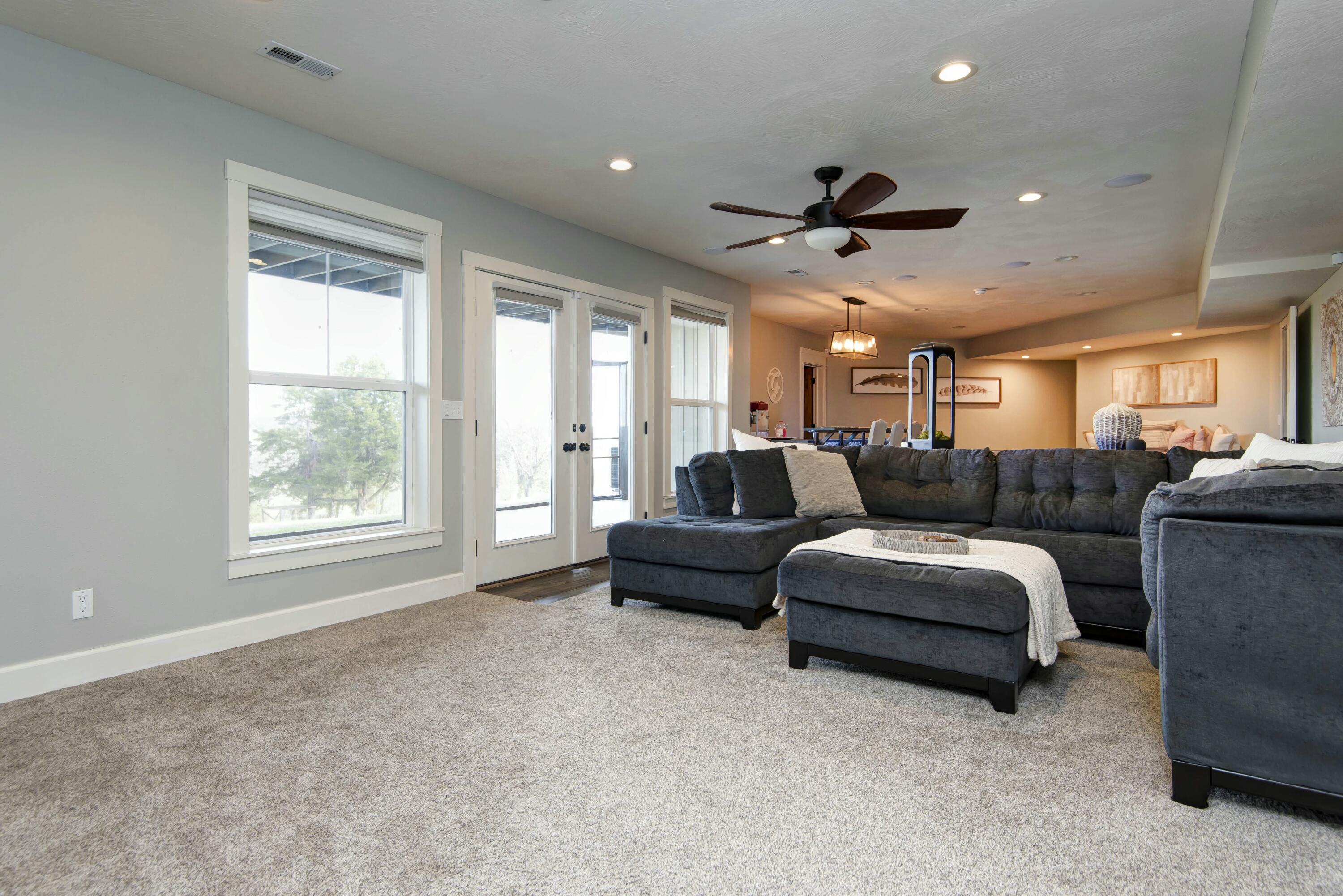 6565 South Farm Road 101 Property Photo 44