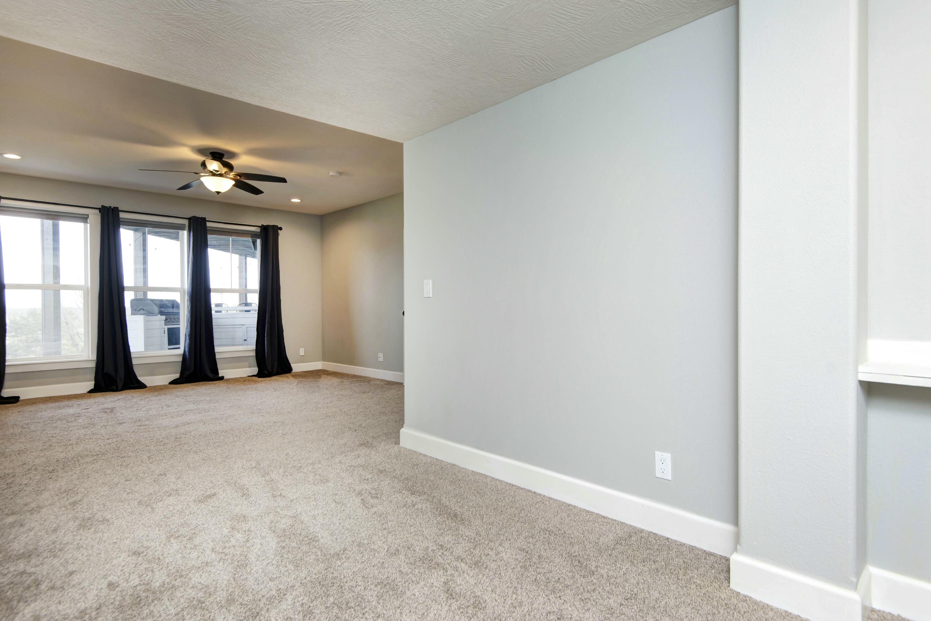6565 South Farm Road 101 Property Photo 46