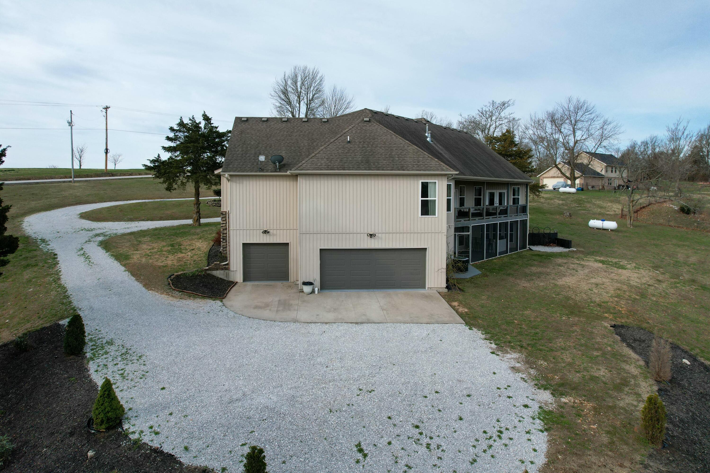 6565 South Farm Road 101 Property Photo 58