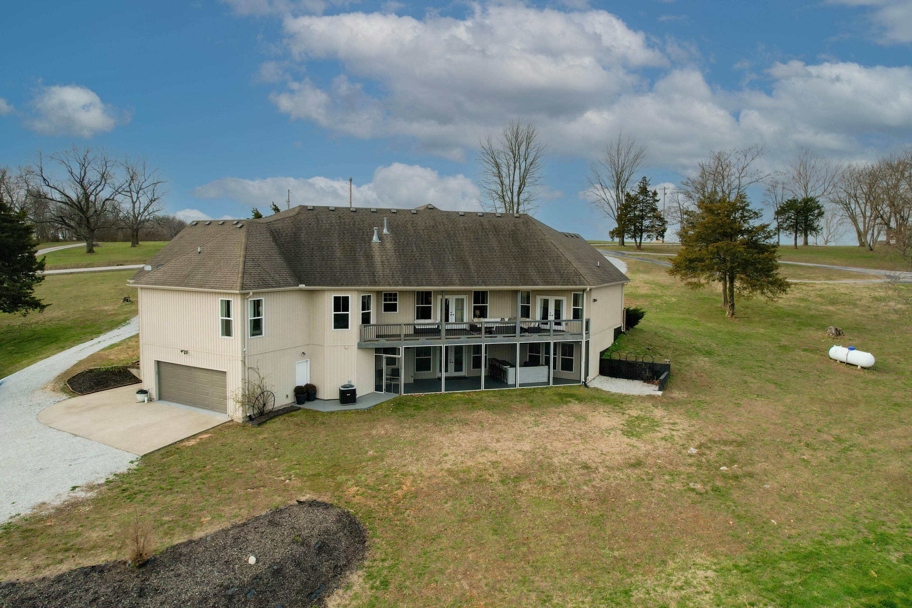 6565 South Farm Road 101 Property Photo 59