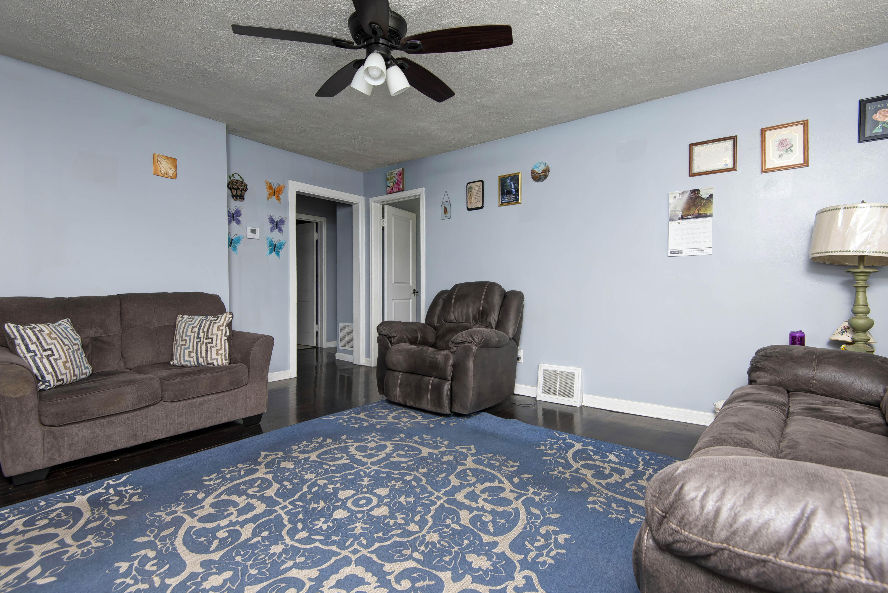 3159 North Howard Avenue Property Photo 4