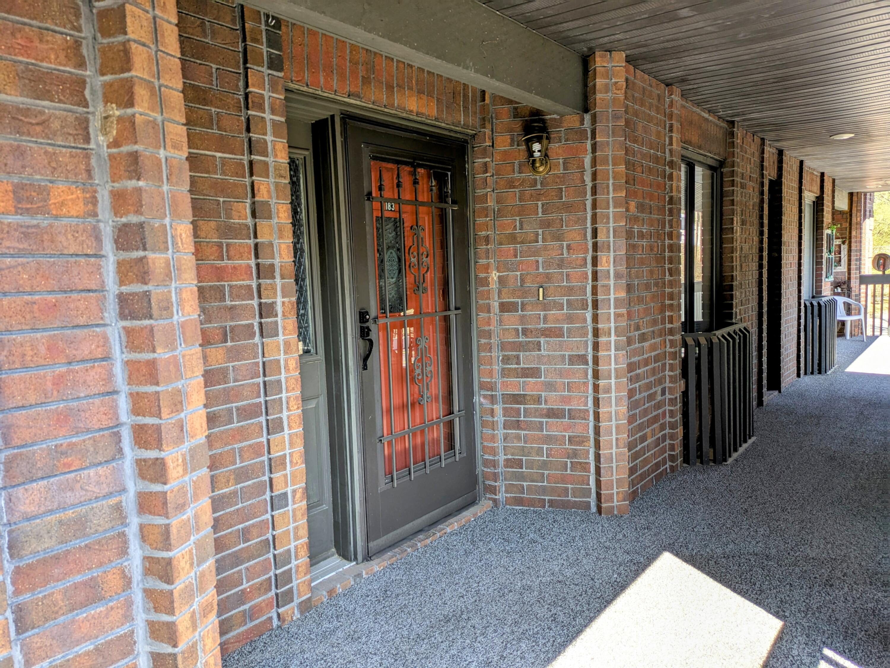 150 Sunken Forest Dr. 6-183 Property Photo 2