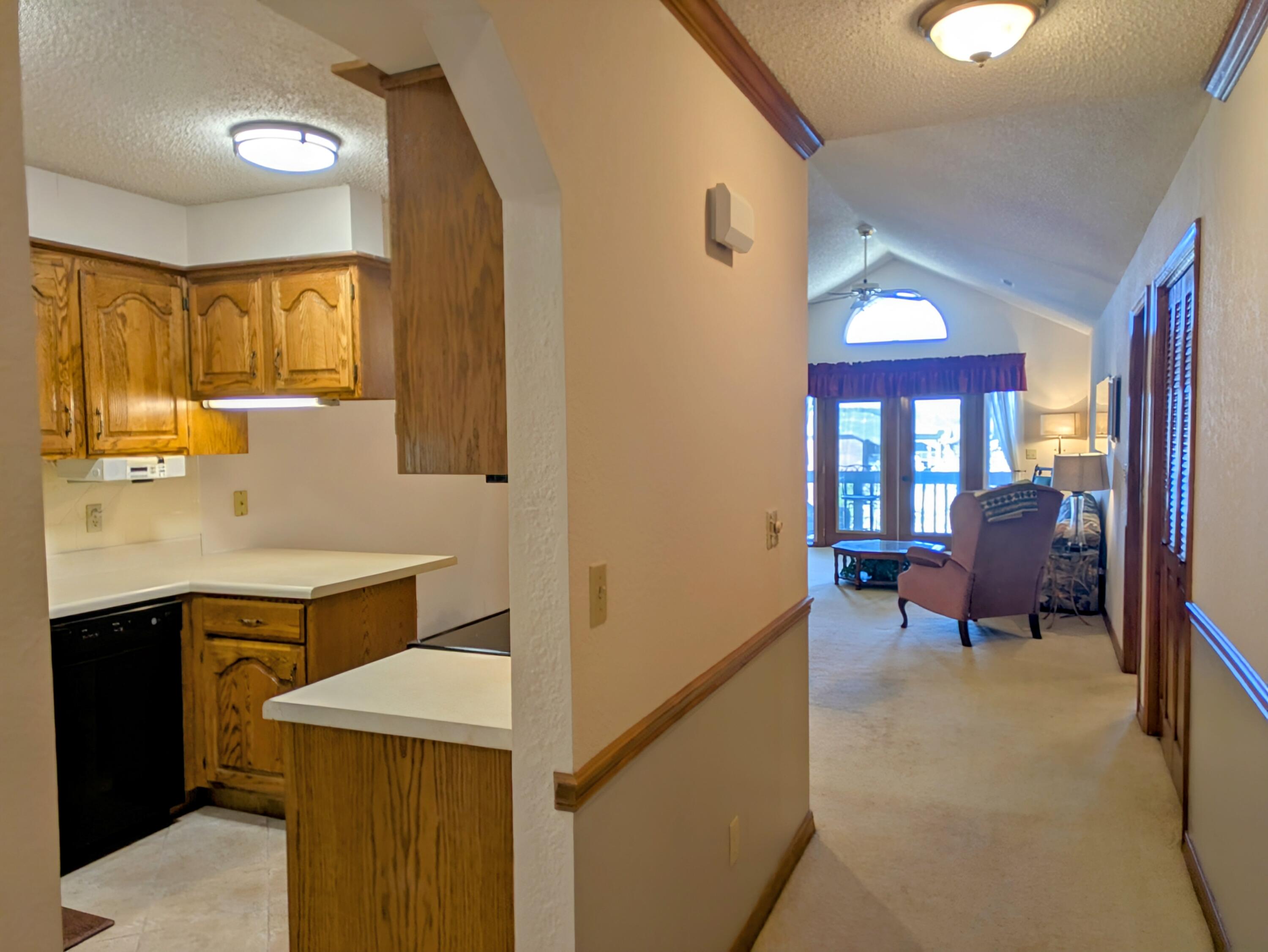 150 Sunken Forest Dr. 6-183 Property Photo 8