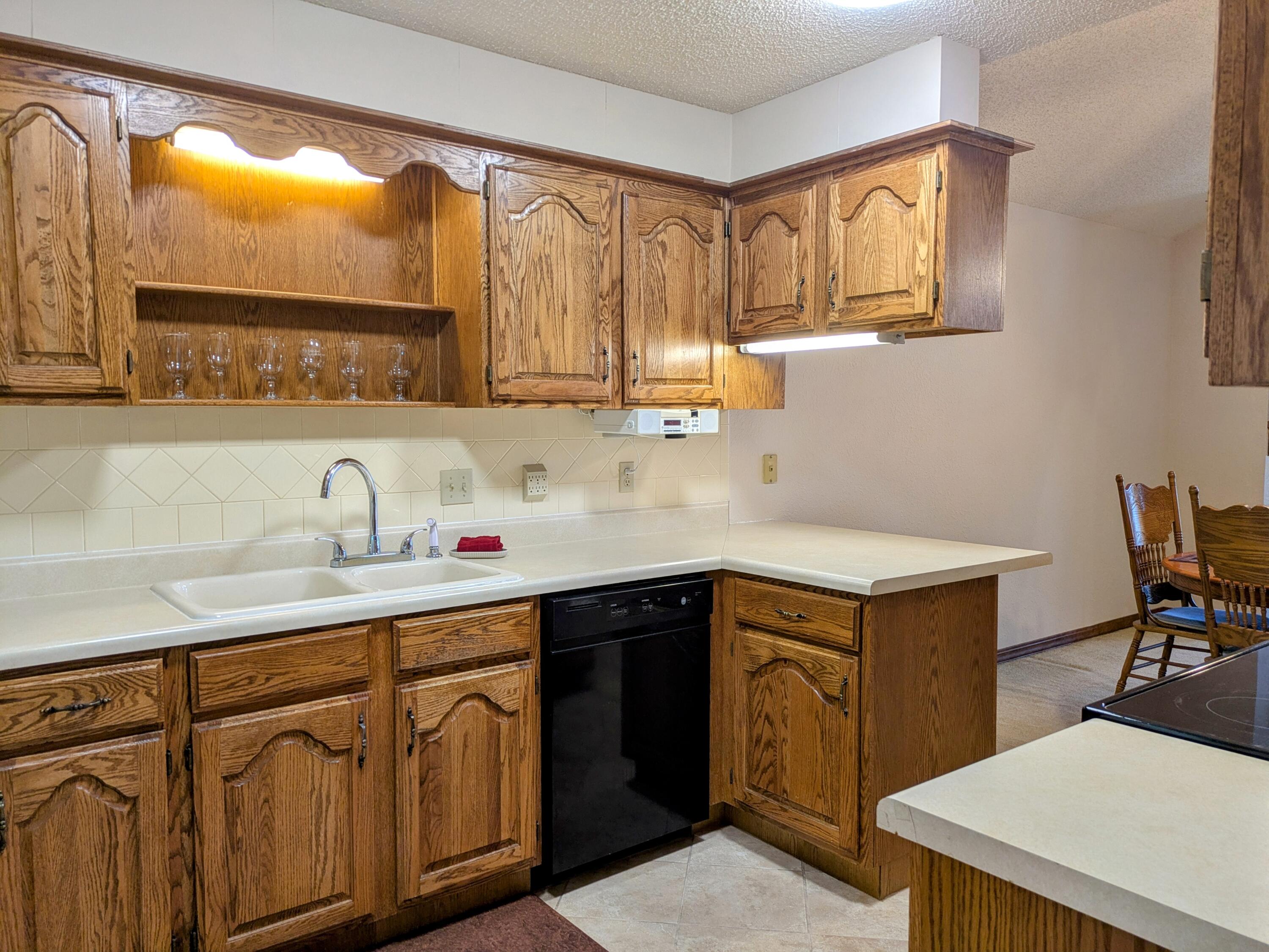 150 Sunken Forest Dr. 6-183 Property Photo 9