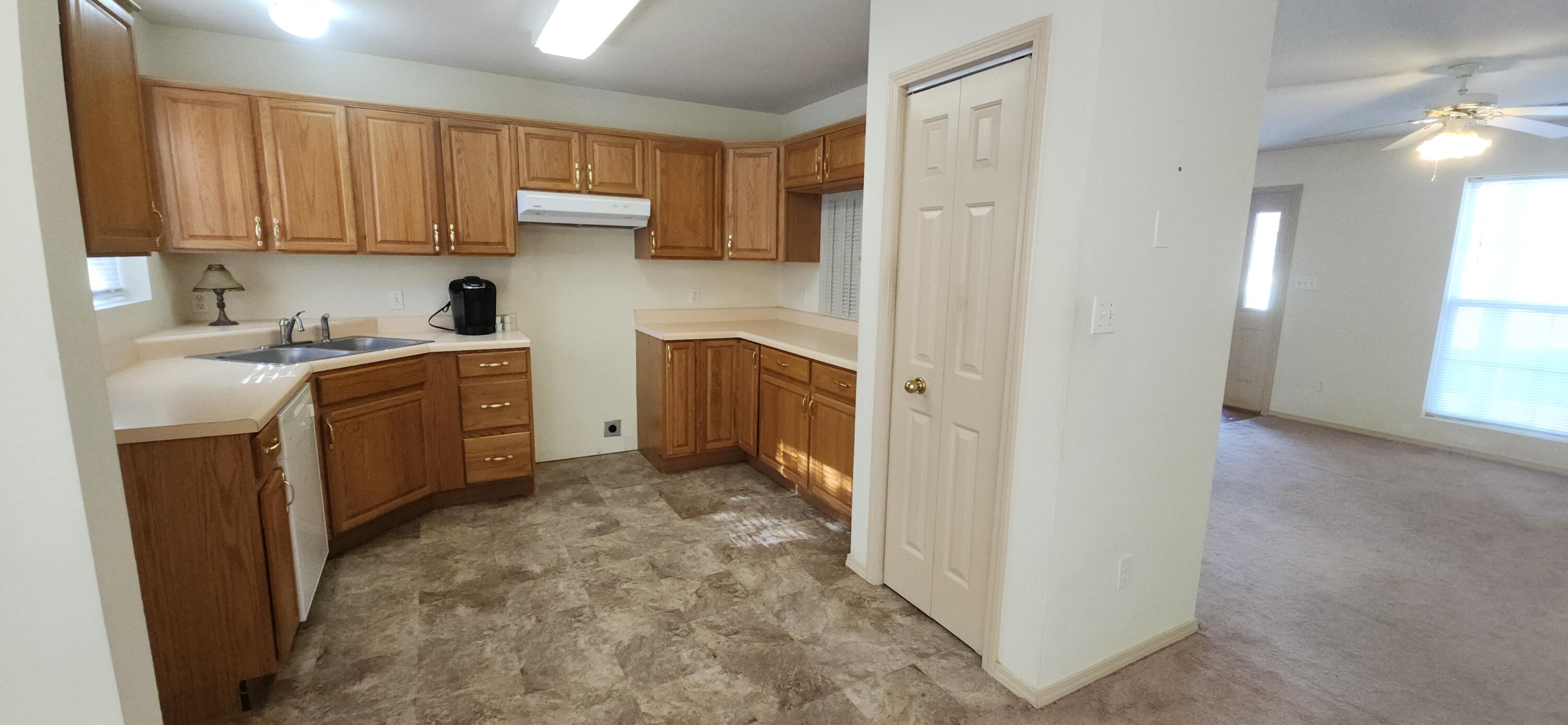 200 Eagle Drive Property Photo 3