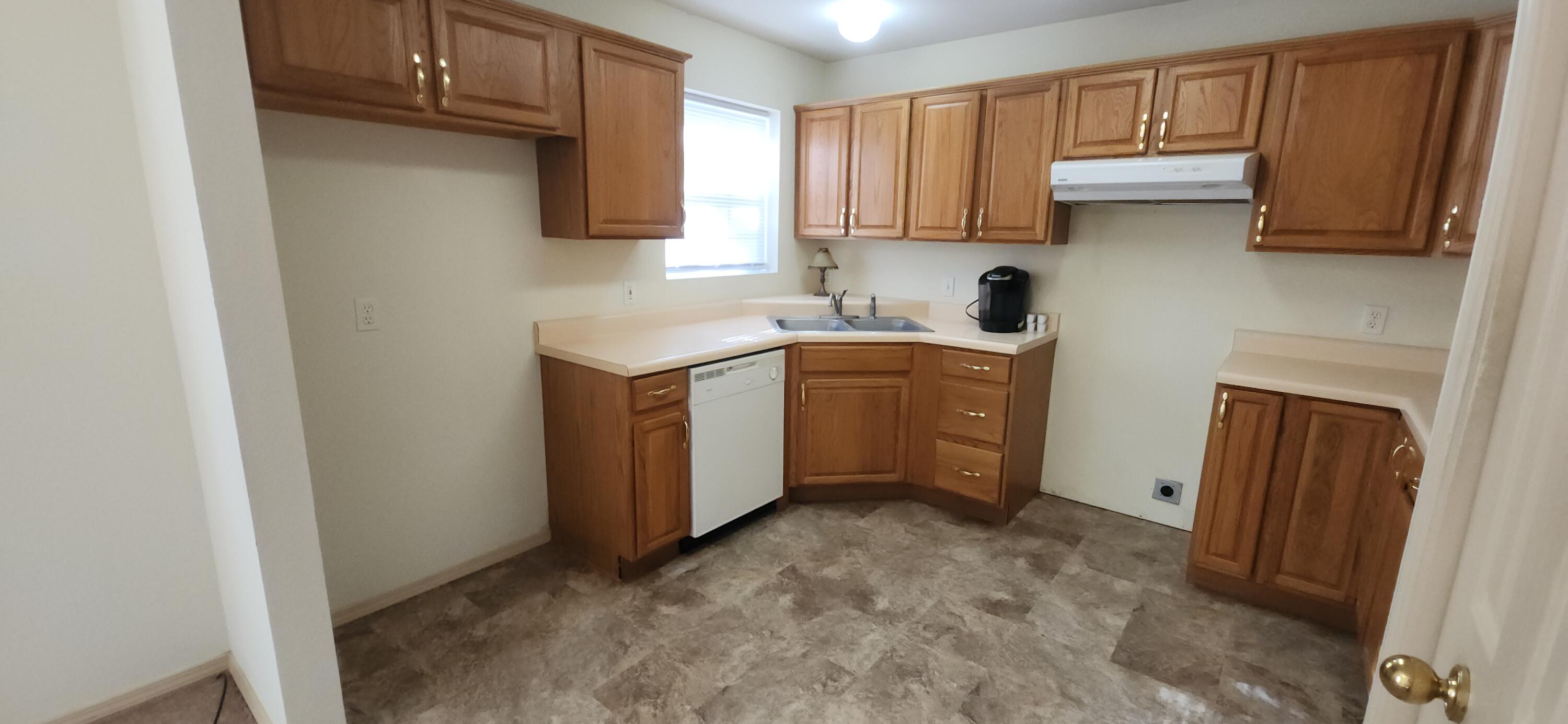 200 Eagle Drive Property Photo 6