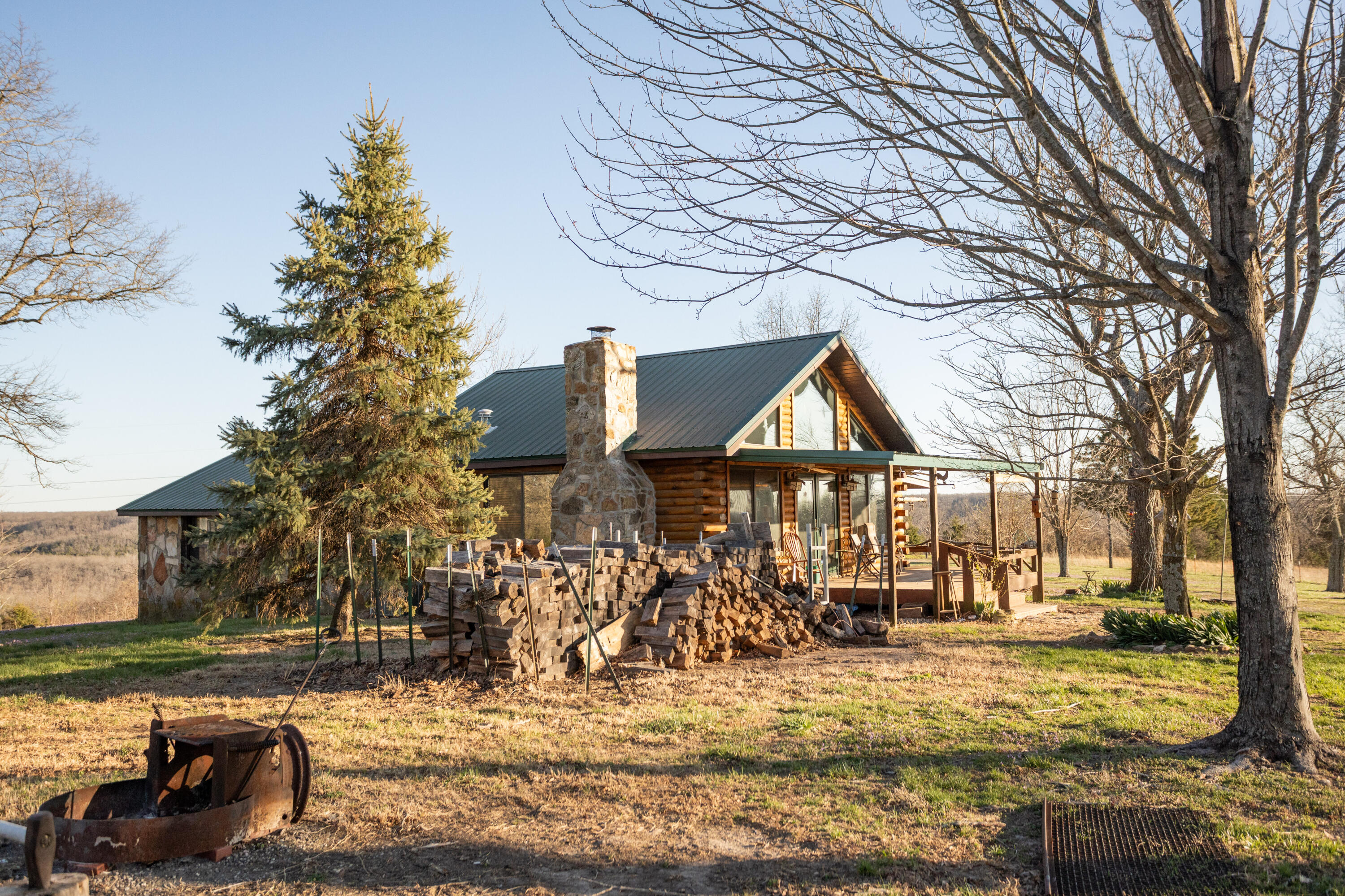 6955 Chadwick Road Property Photo 8