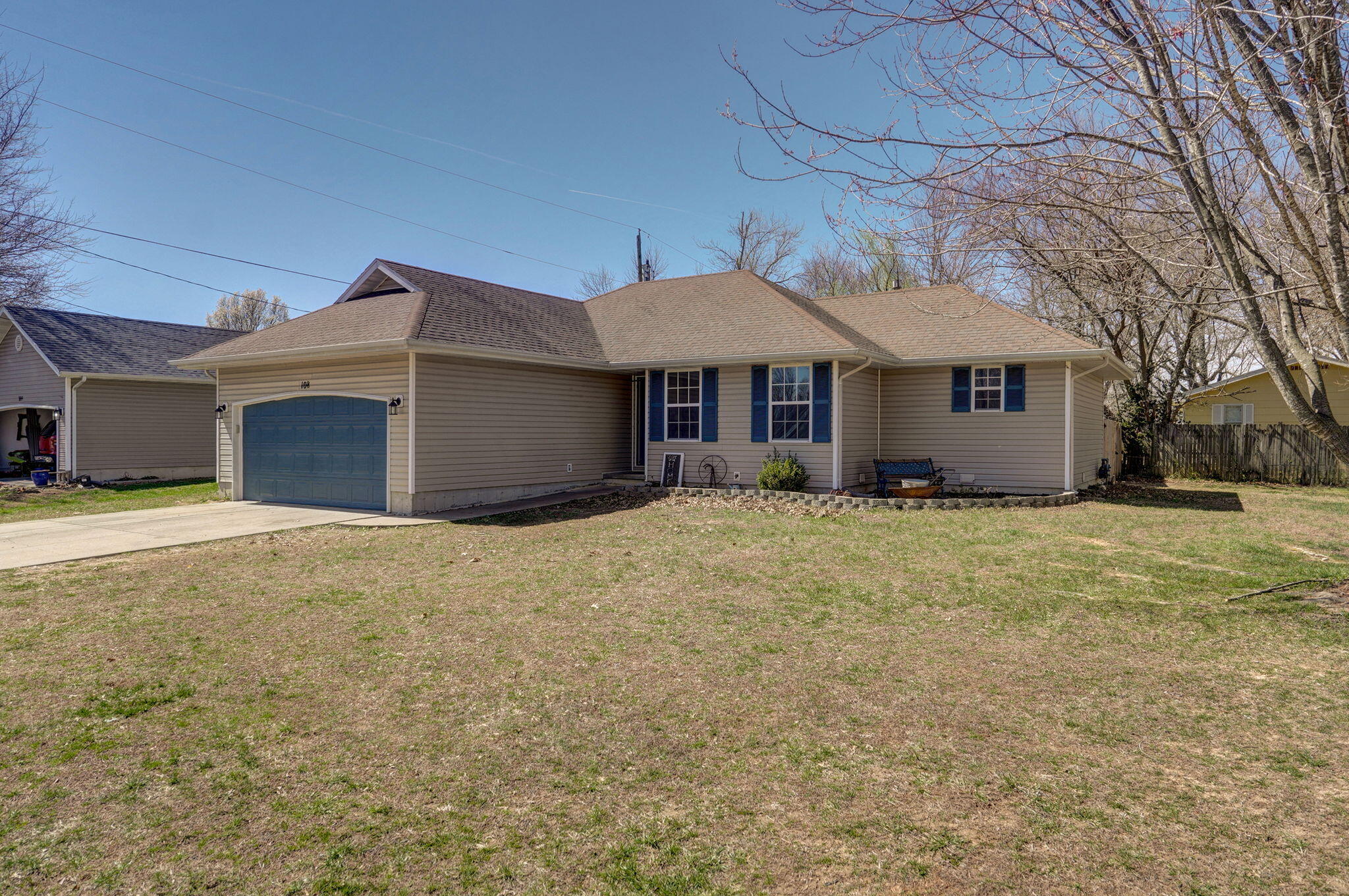 108 East Chrysler Avenue Property Photo