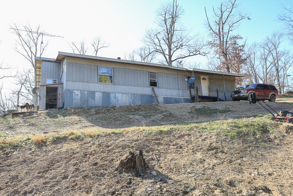 1366 Mountain Road Property Photo 2