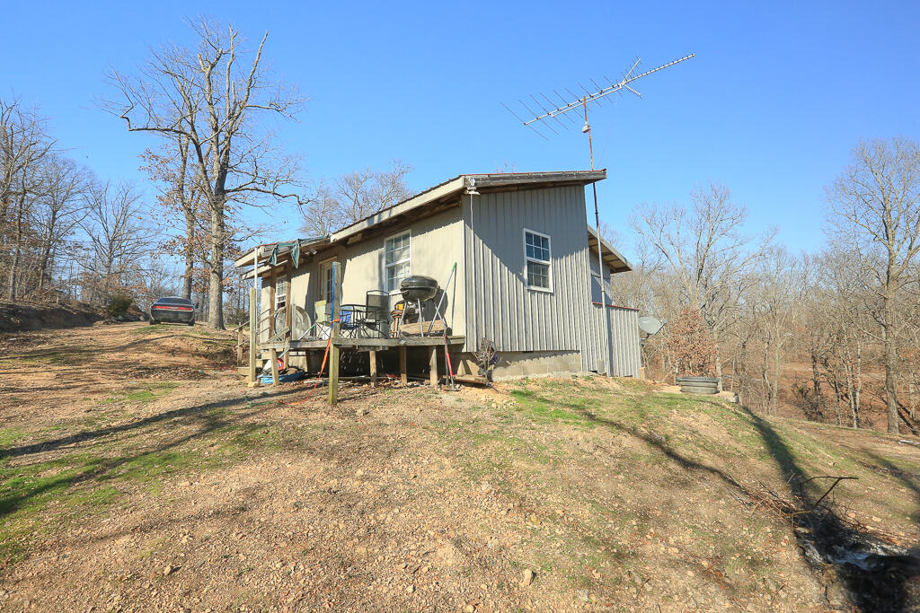 1366 Mountain Road Property Photo 3