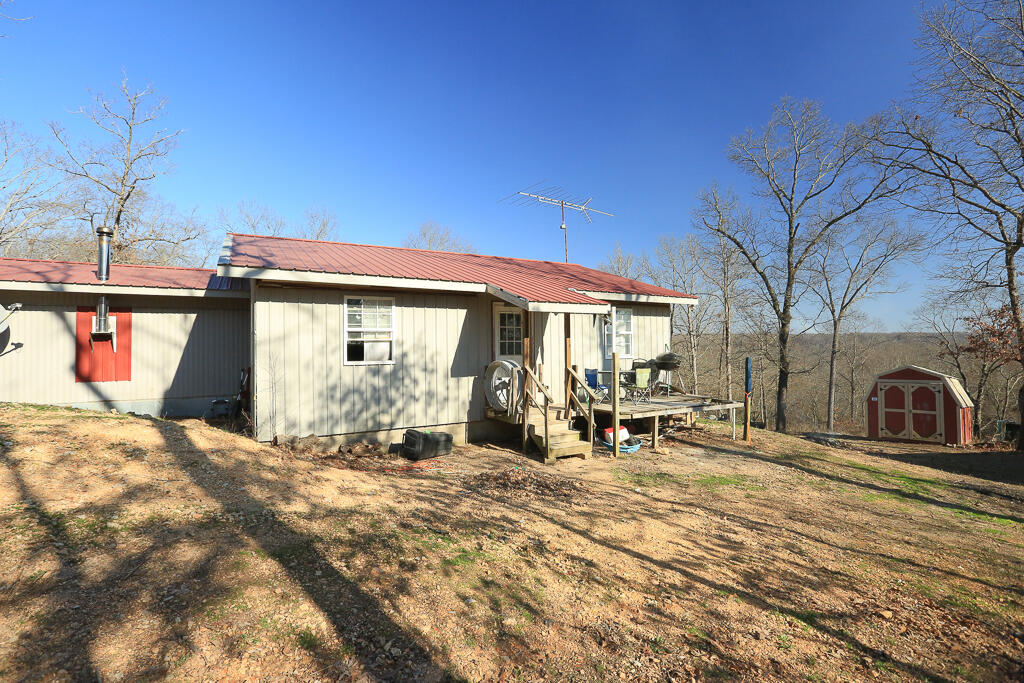 1366 Mountain Road Property Photo 4