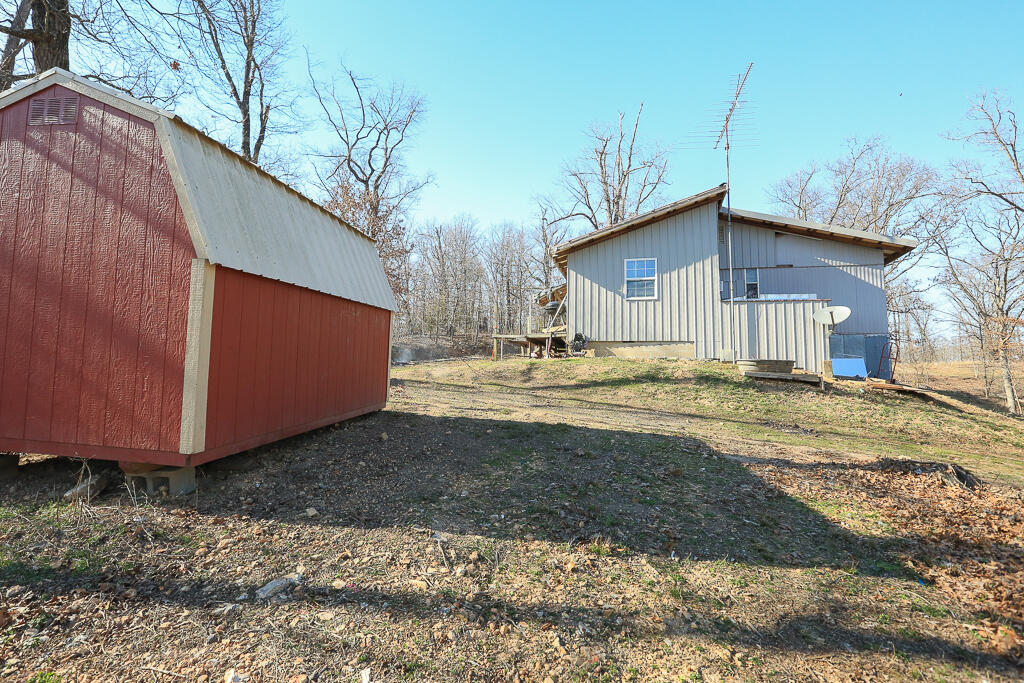 1366 Mountain Road Property Photo 5