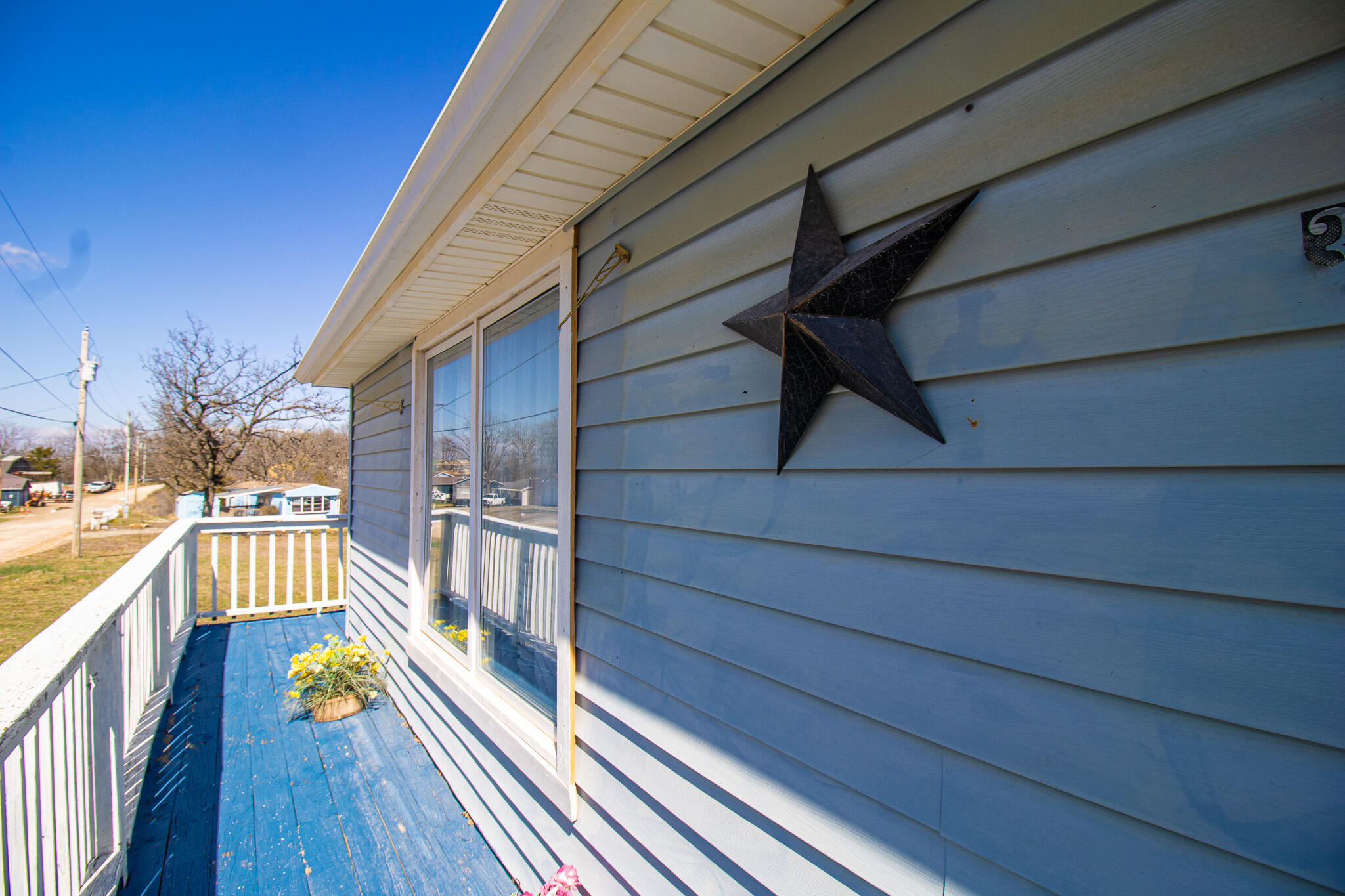 30680 Hillcrest Avenue Property Photo 2