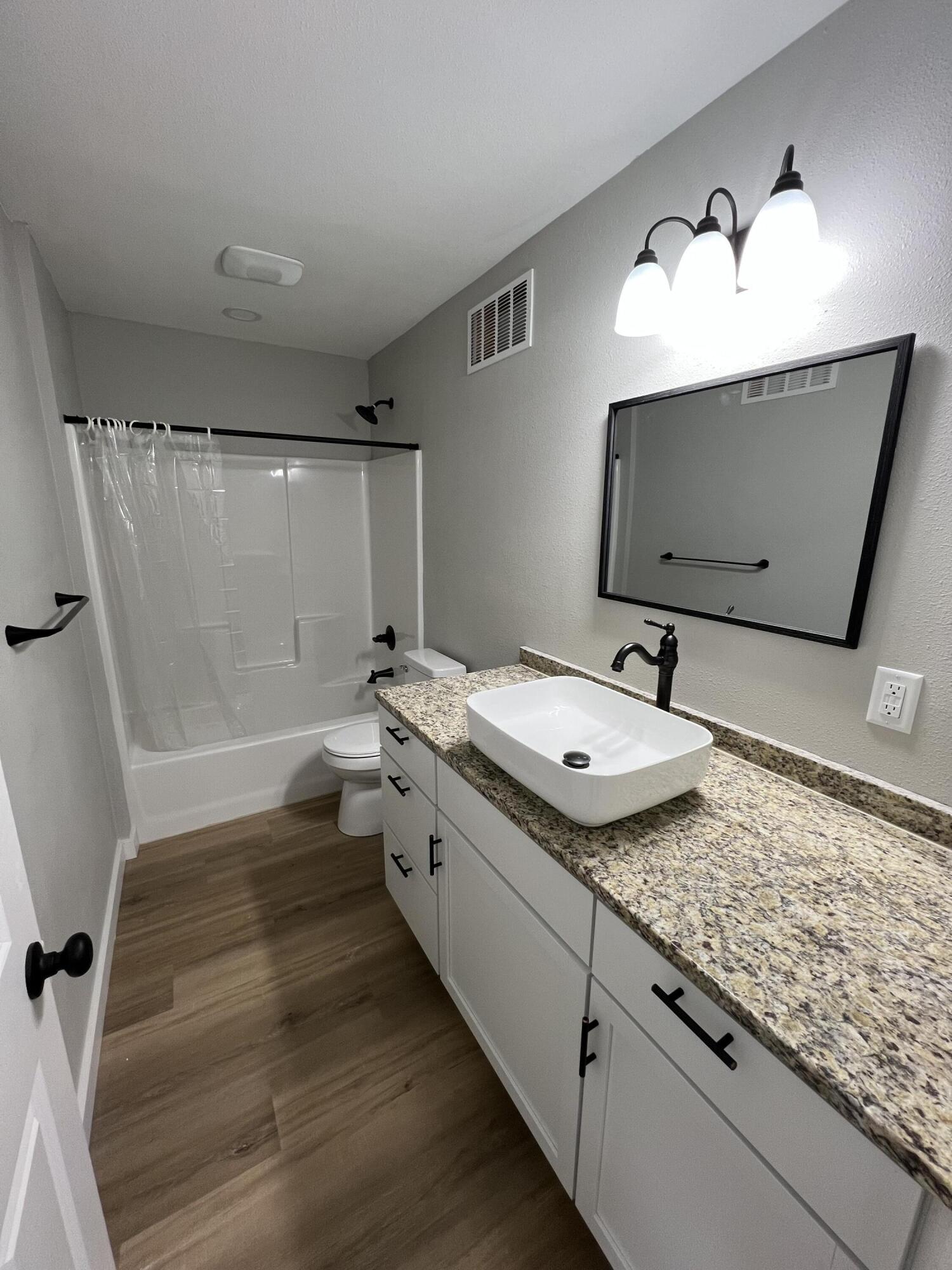 600 Rogers Avenue Property Photo 17