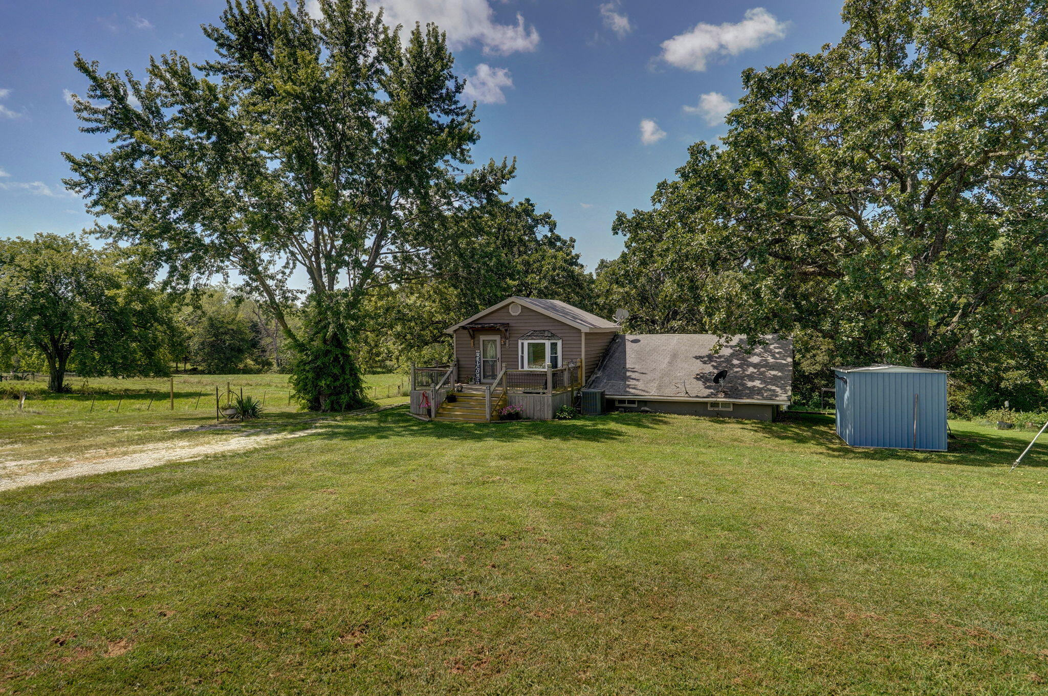 419 Rose Bud Drive Property Photo 23
