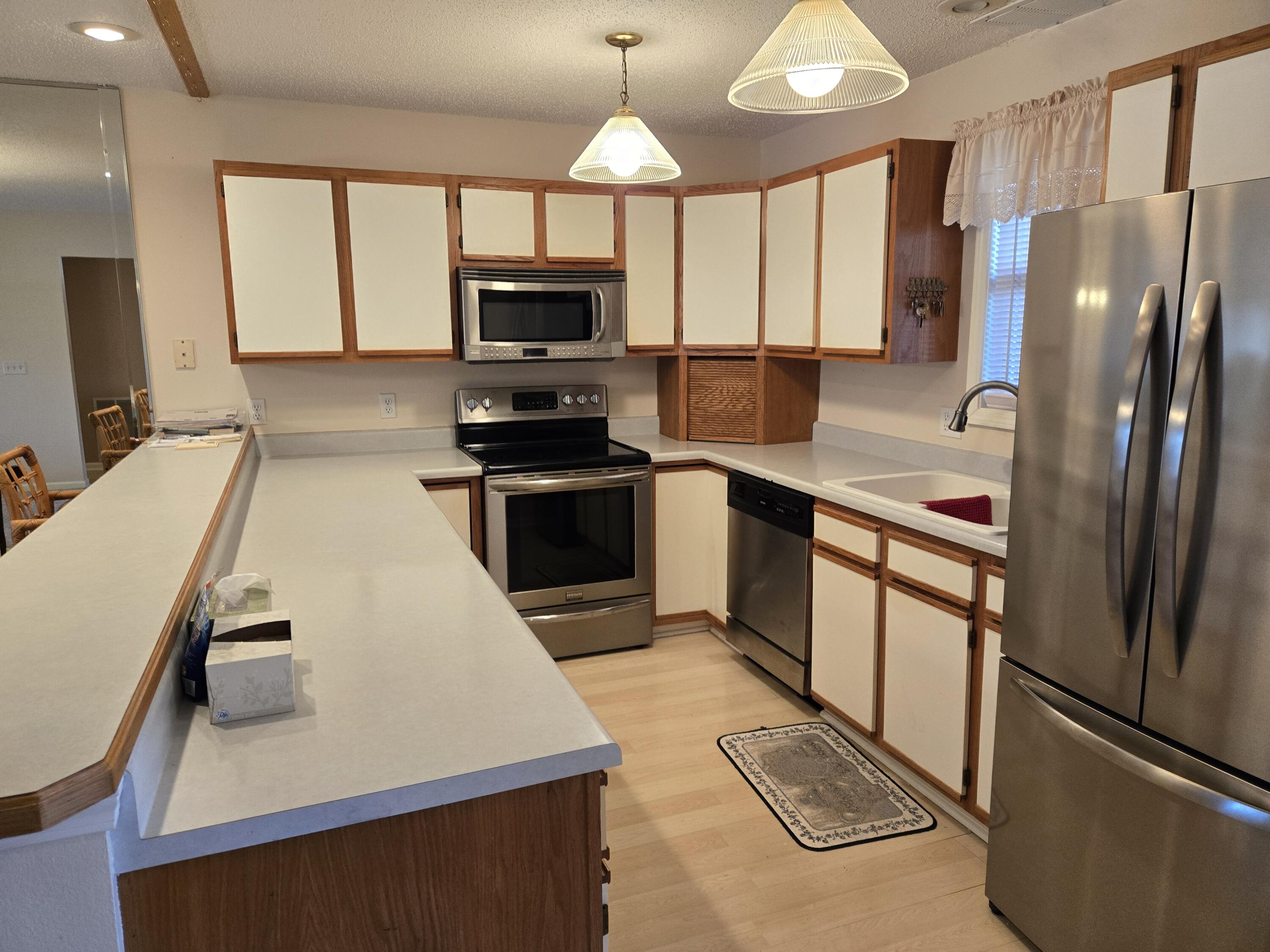 300 Port Drive Property Photo 5
