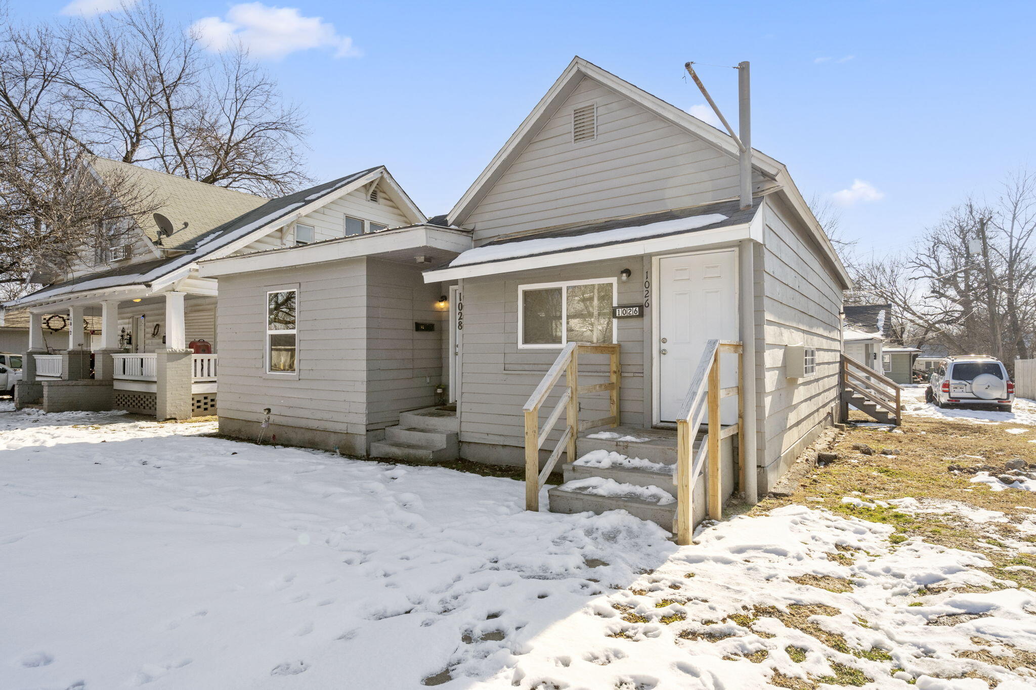 1026-1028 Commercial Property Photo 1