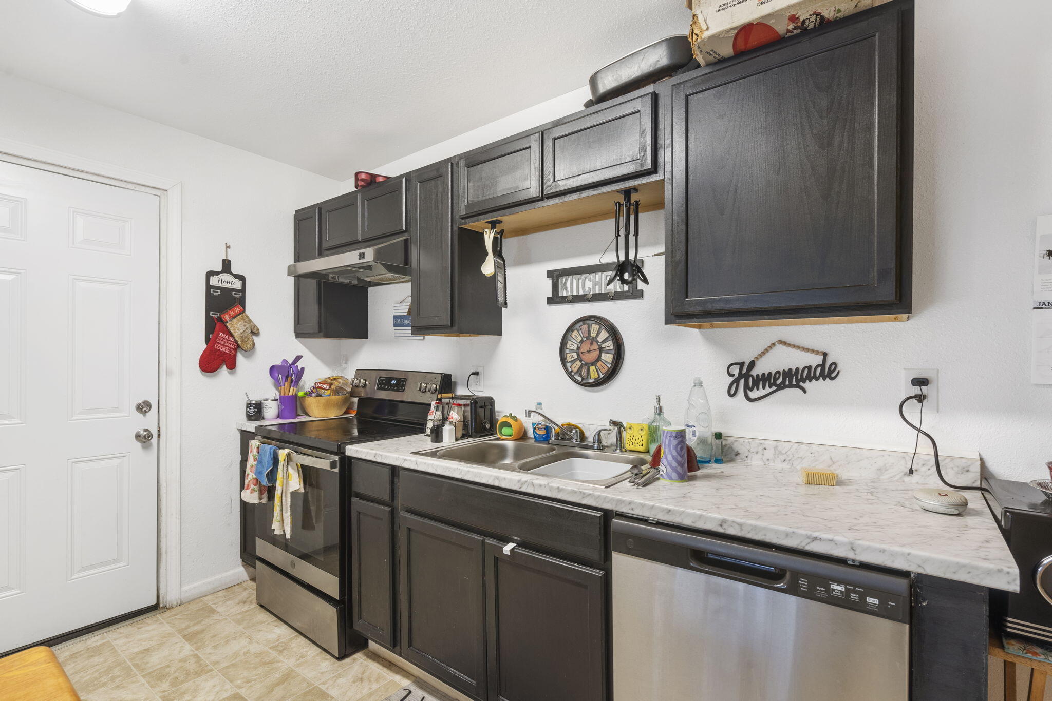 1026-1028 Commercial Property Photo 15