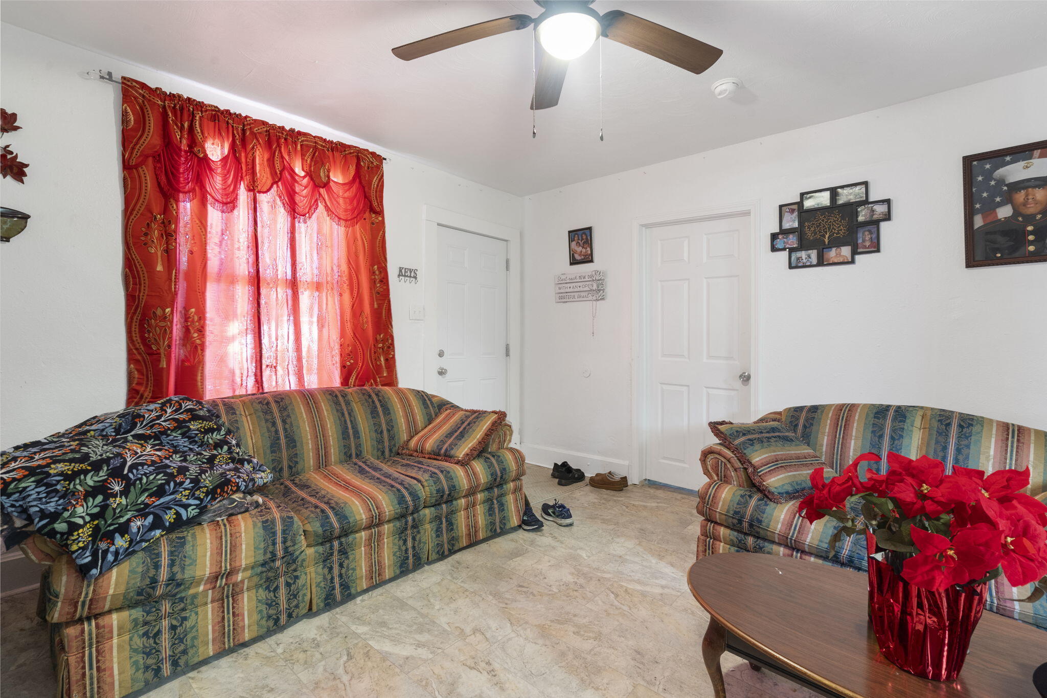 1042-1052 Commercial Property Photo 5