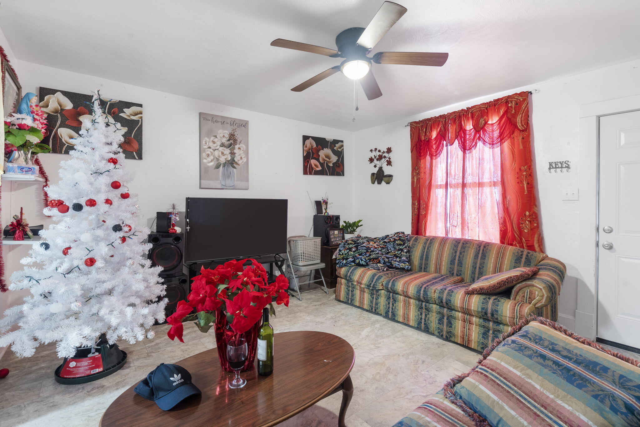 1042-1052 Commercial Property Photo 6