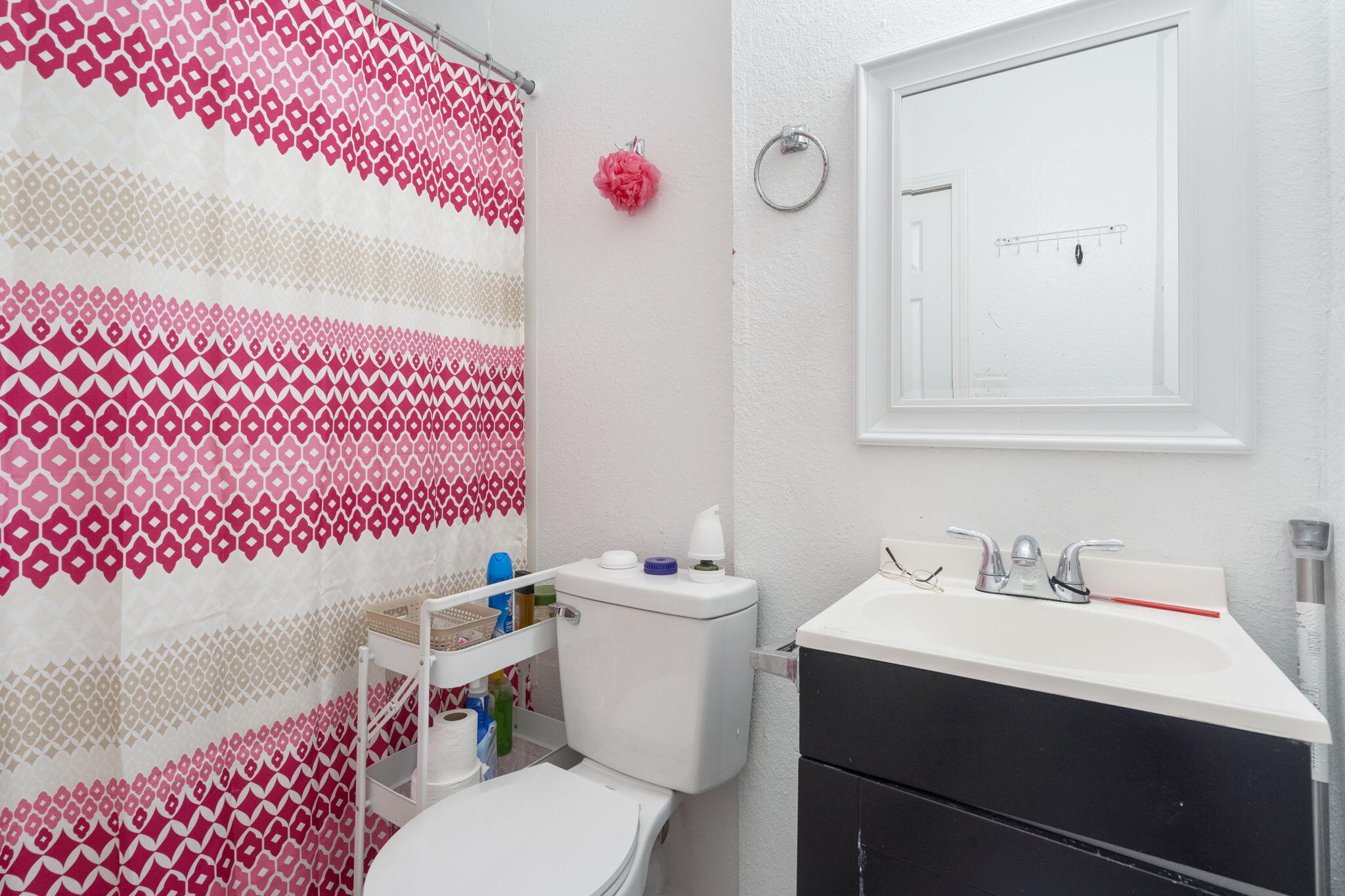 1042-1052 Commercial Property Photo 15