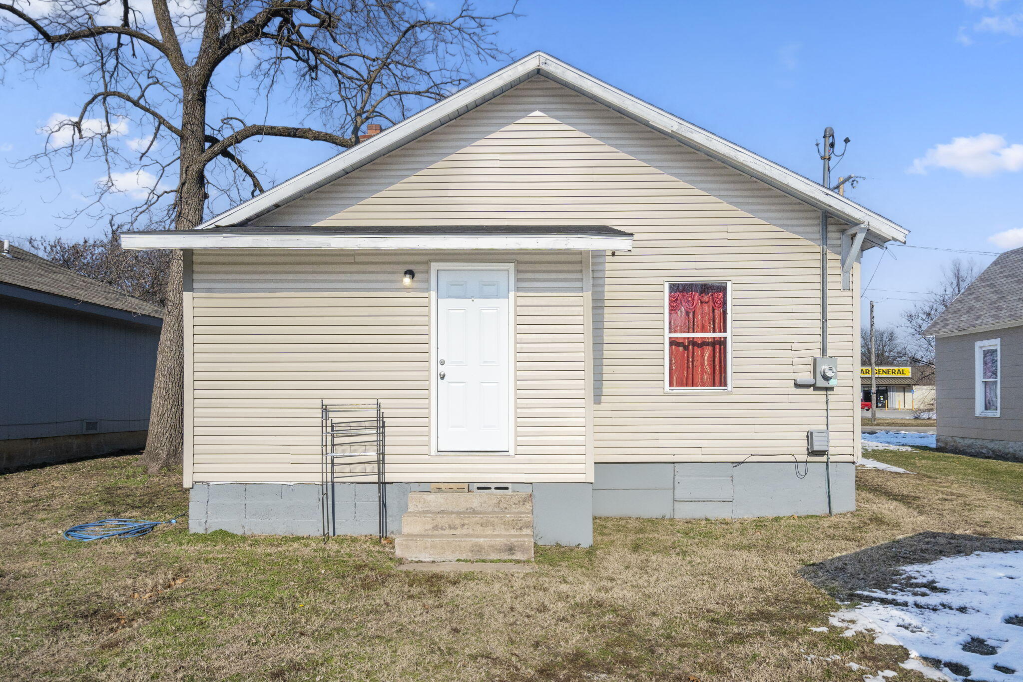 1042-1052 Commercial Property Photo 18