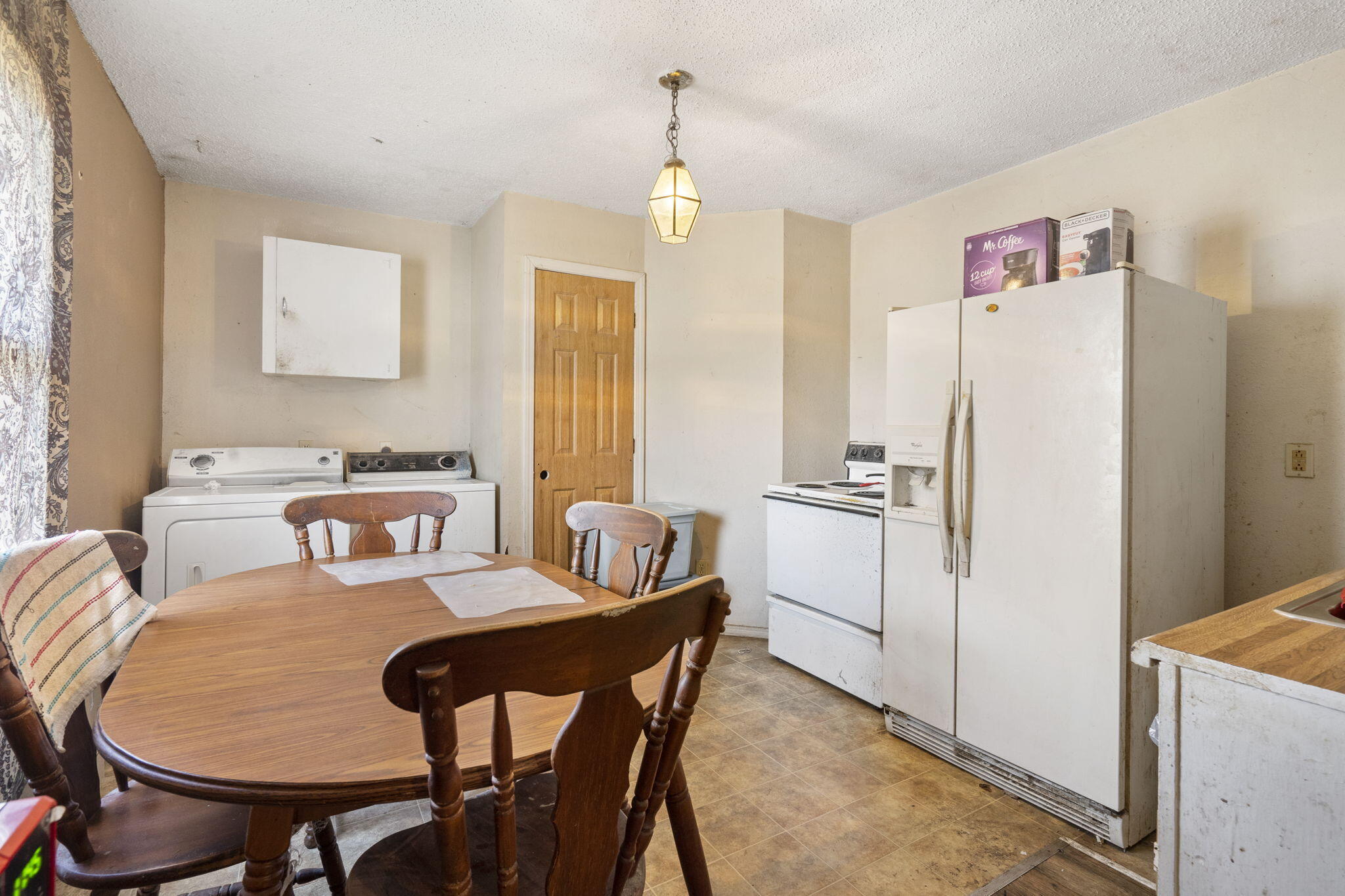 1056-1071 Commercial Property Photo 7