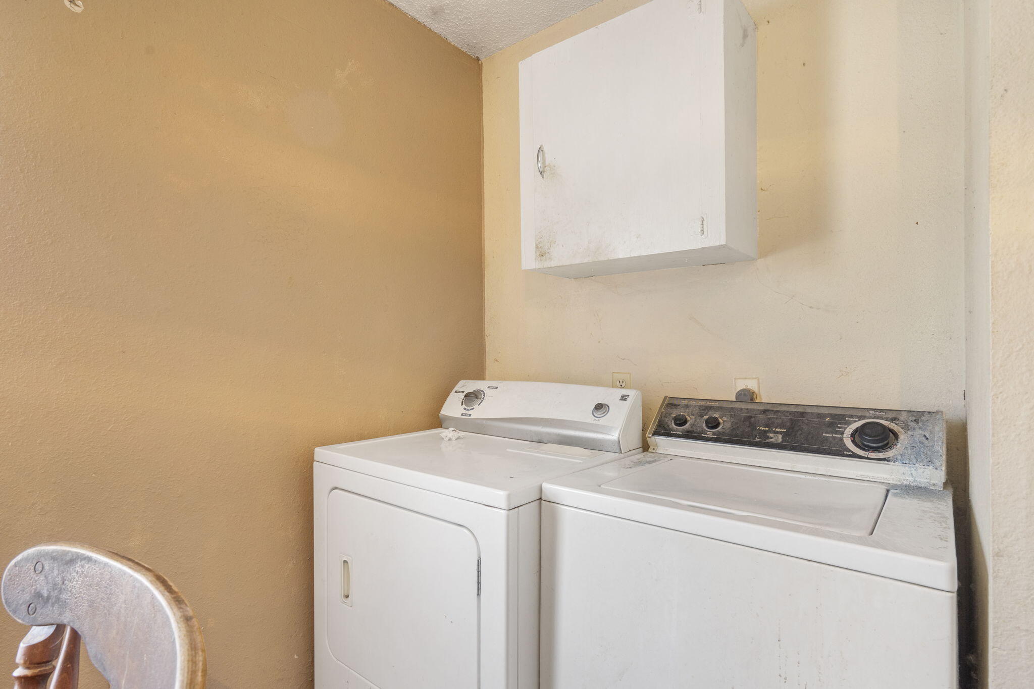 1056-1071 Commercial Property Photo 9