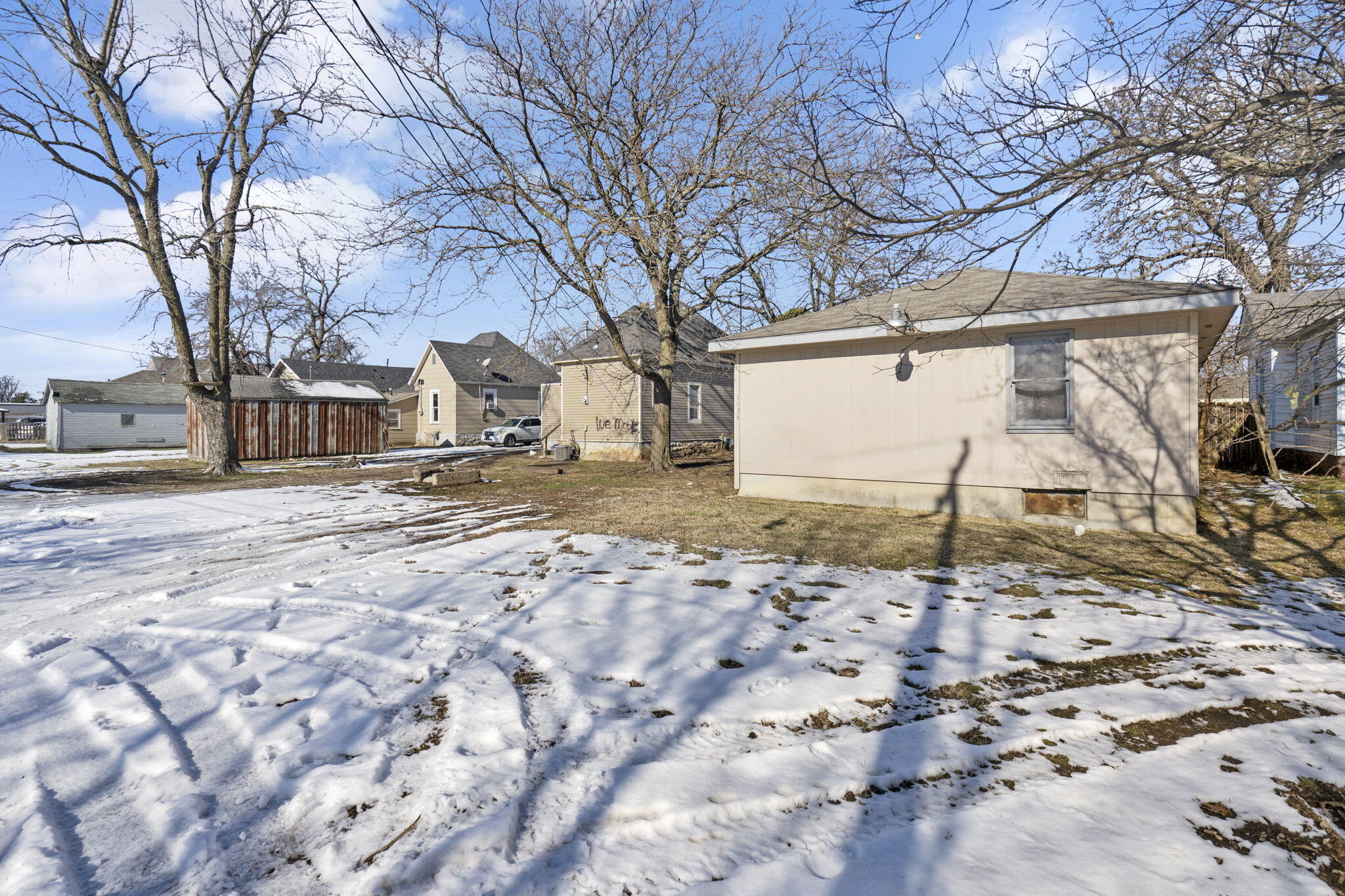 1056-1071 Commercial Property Photo 13